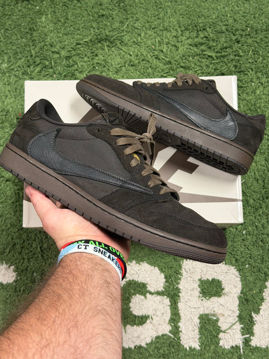 Jordan 1 Retro Low OG SP Travis Scott Velvet Brown