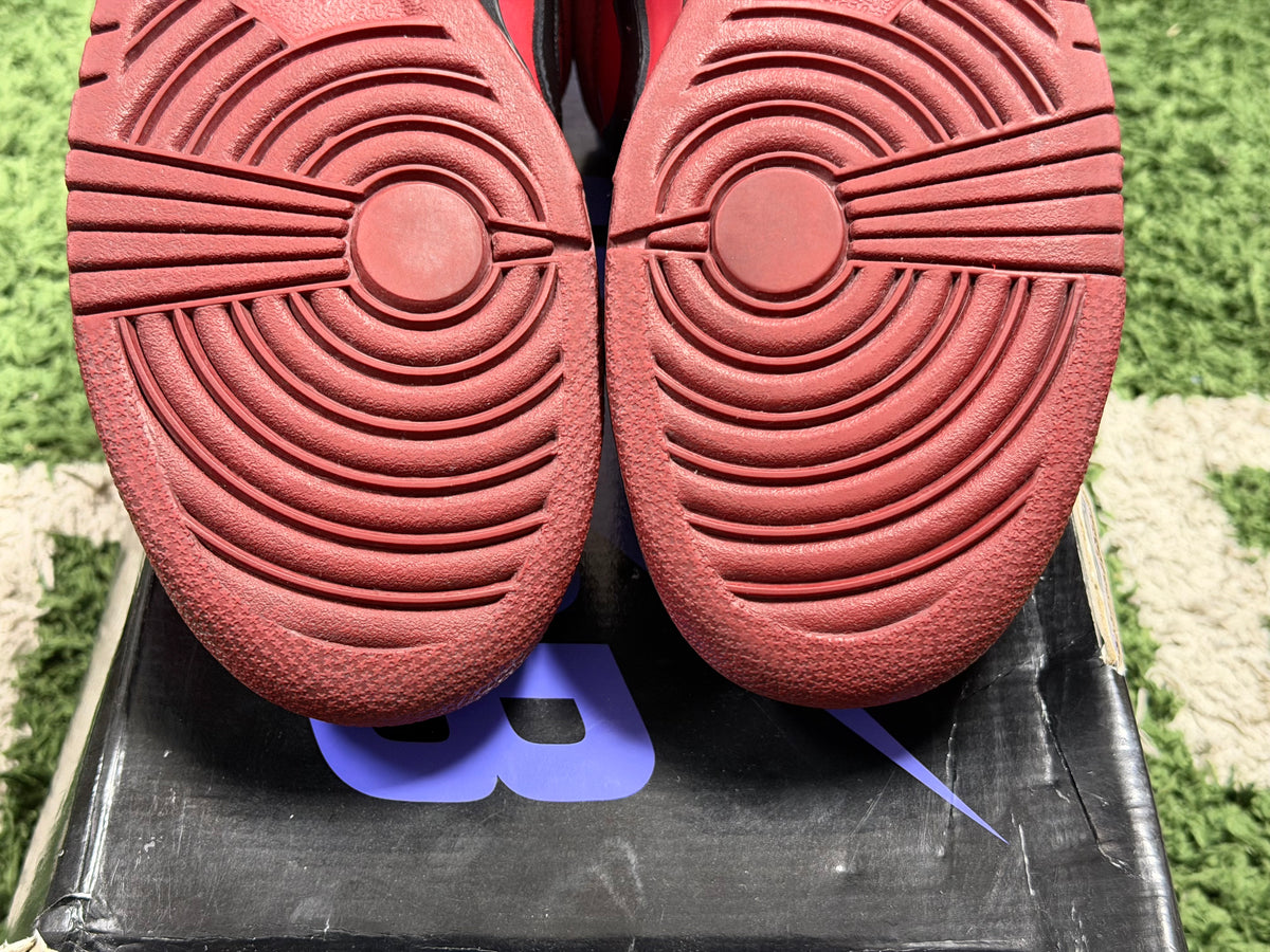 Nike SB Dunk Low Milli Vanilli