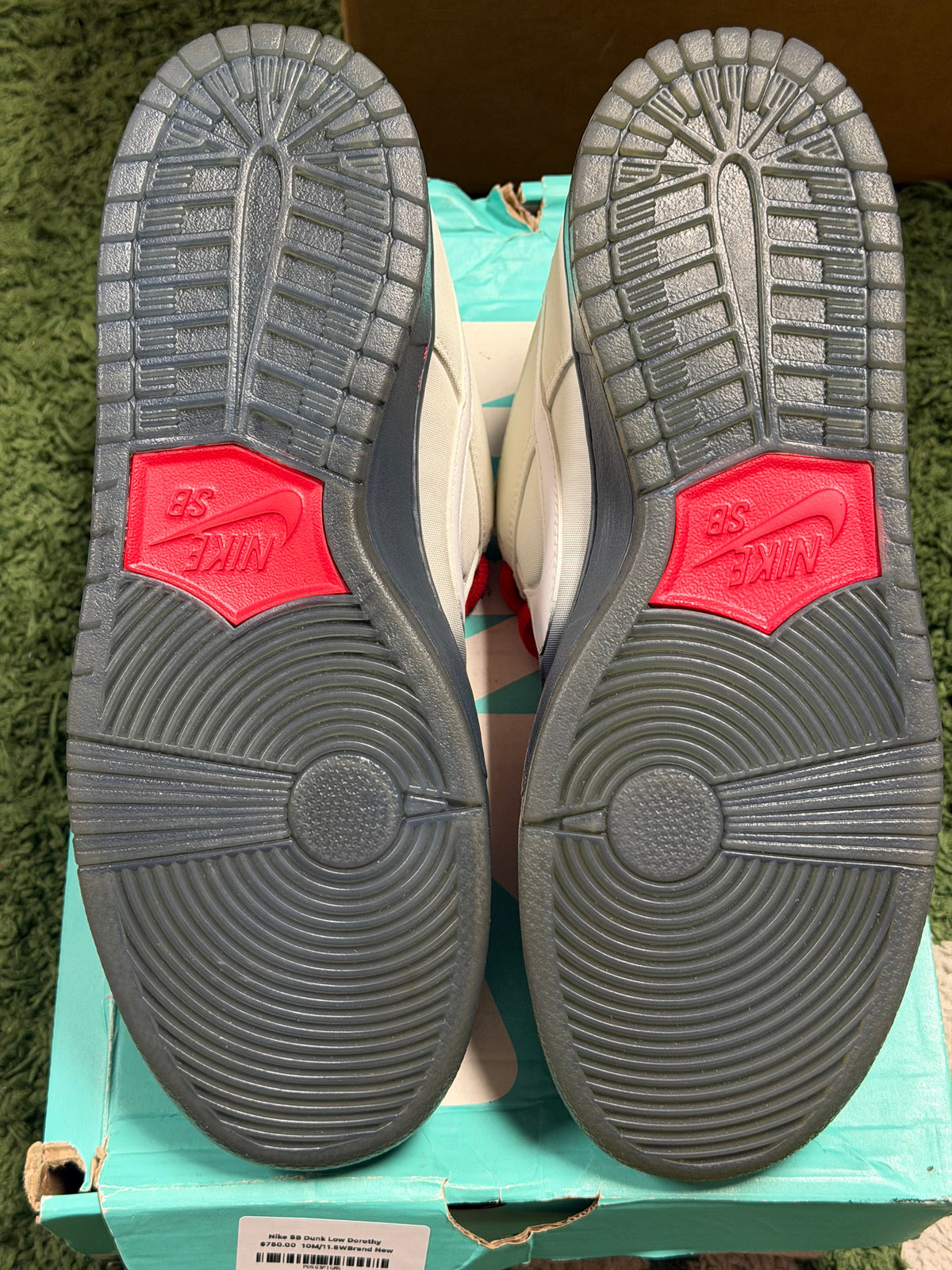 Nike SB Dunk Low Dorothy
