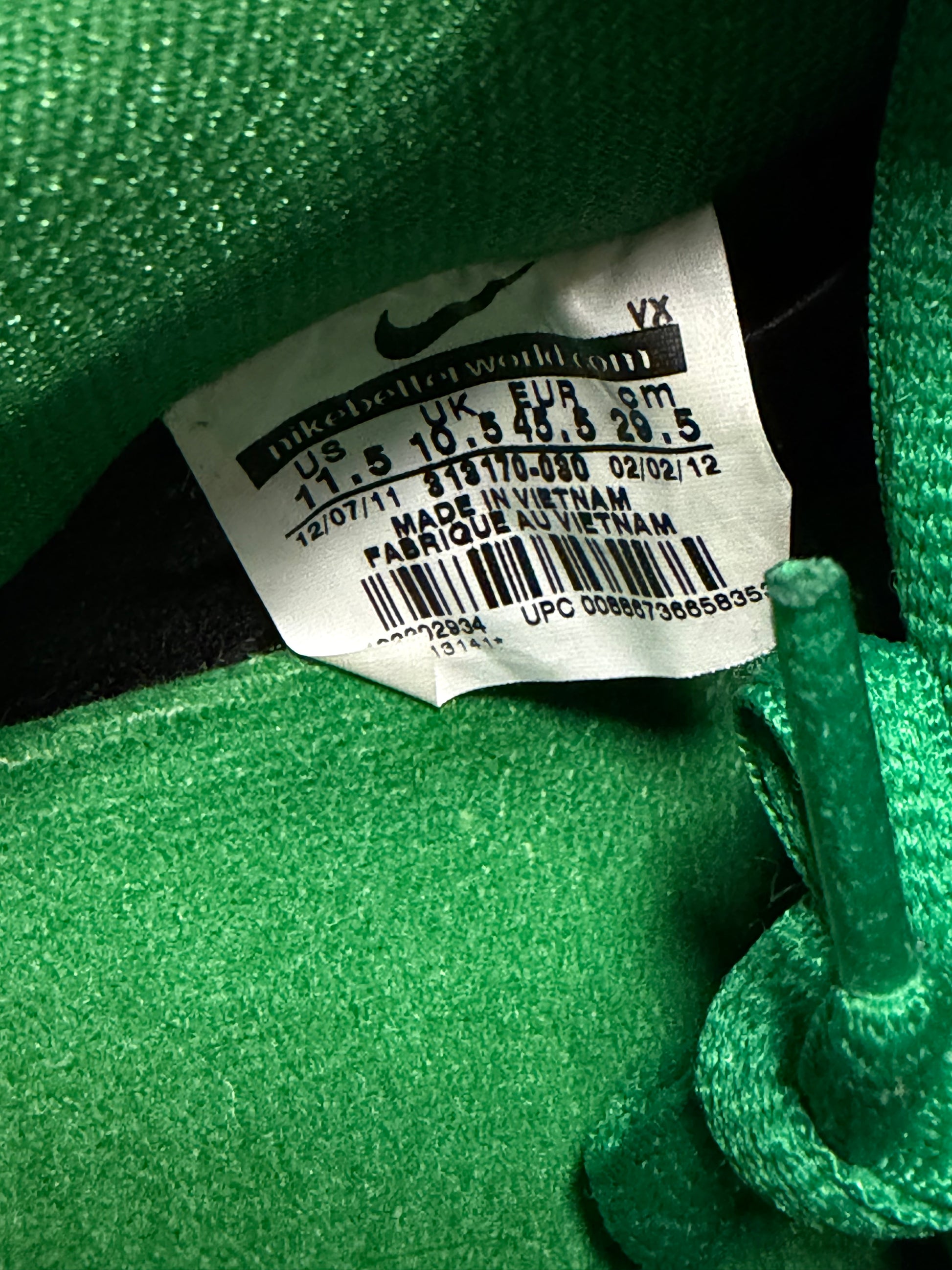 Nike SB Dunk Low Medusa