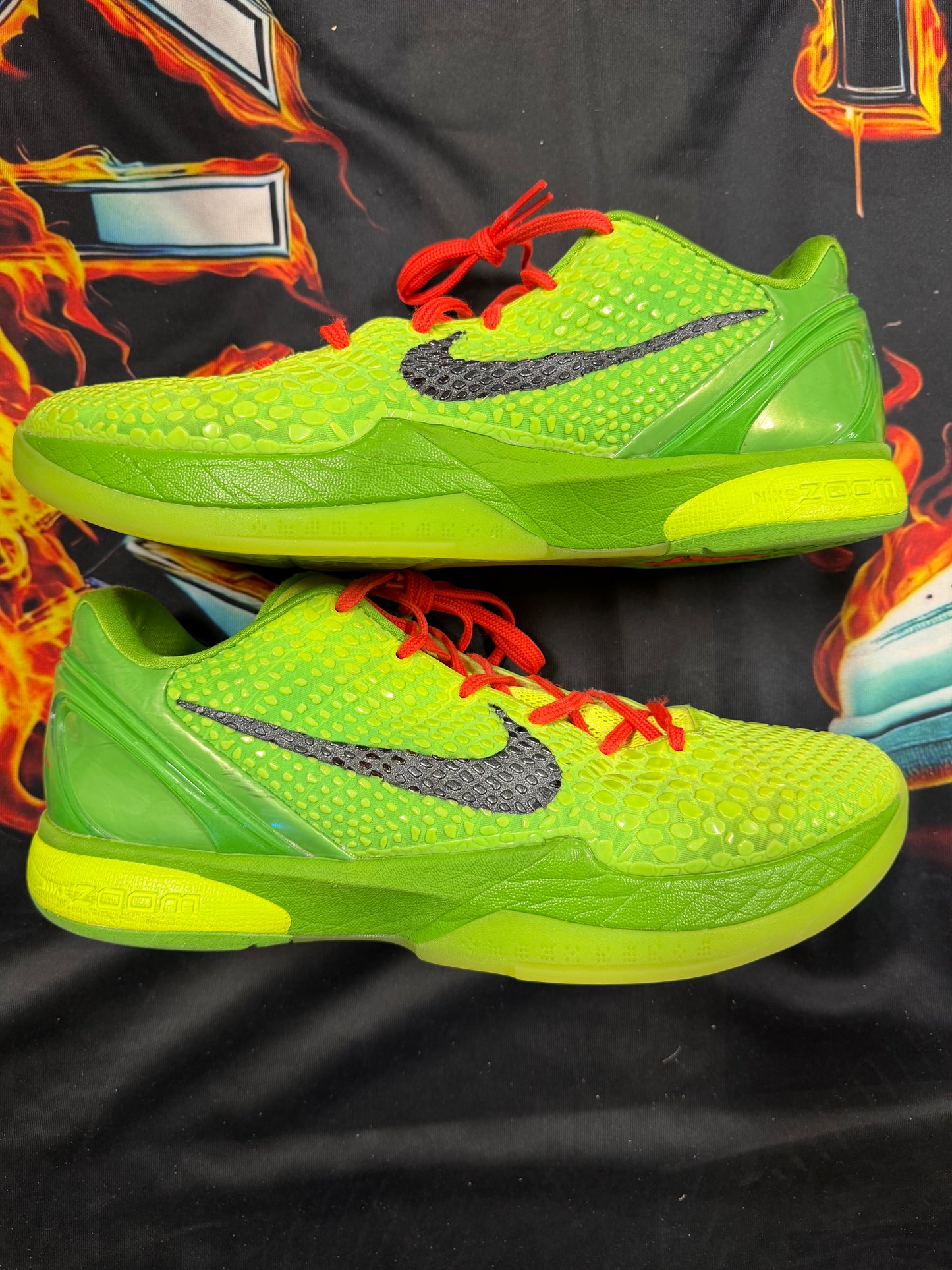 NIKE KOBE 6 GRINCH