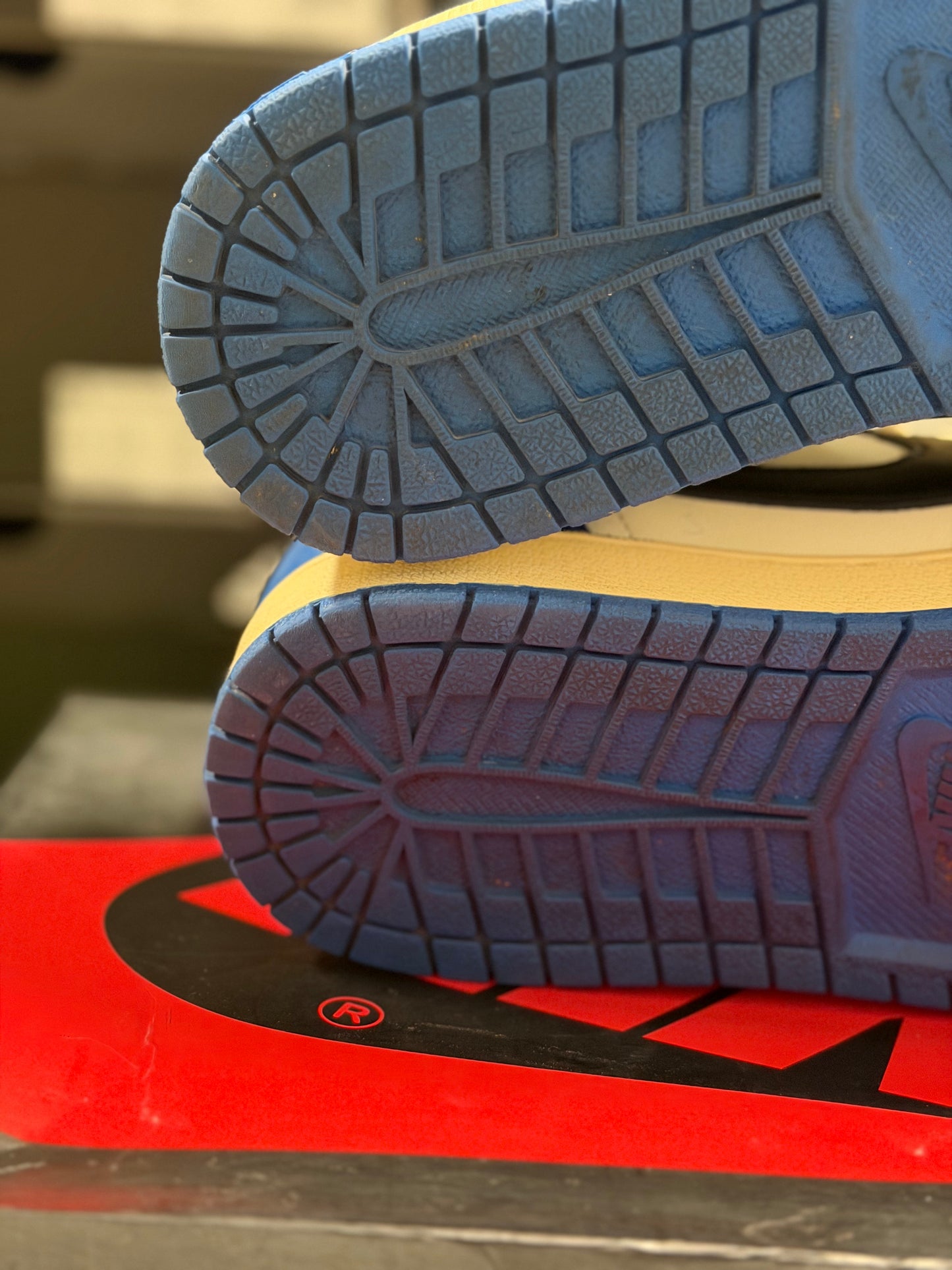 Jordan 1 Retro Low OG SP Fragment x Travis Scott