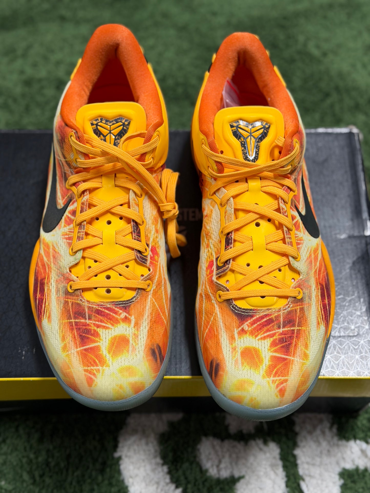 Nike Kobe 8 Shanghai Fireworks