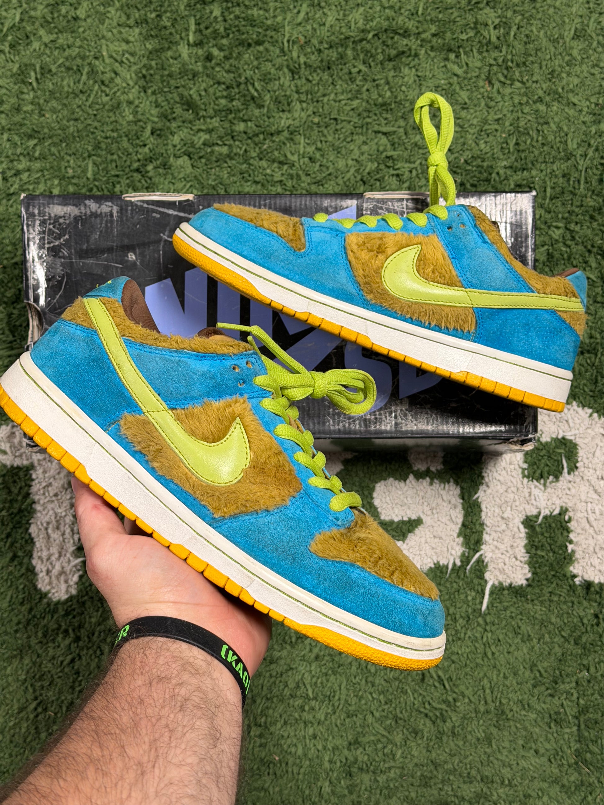 Nike SB Dunk Low Baby Bear