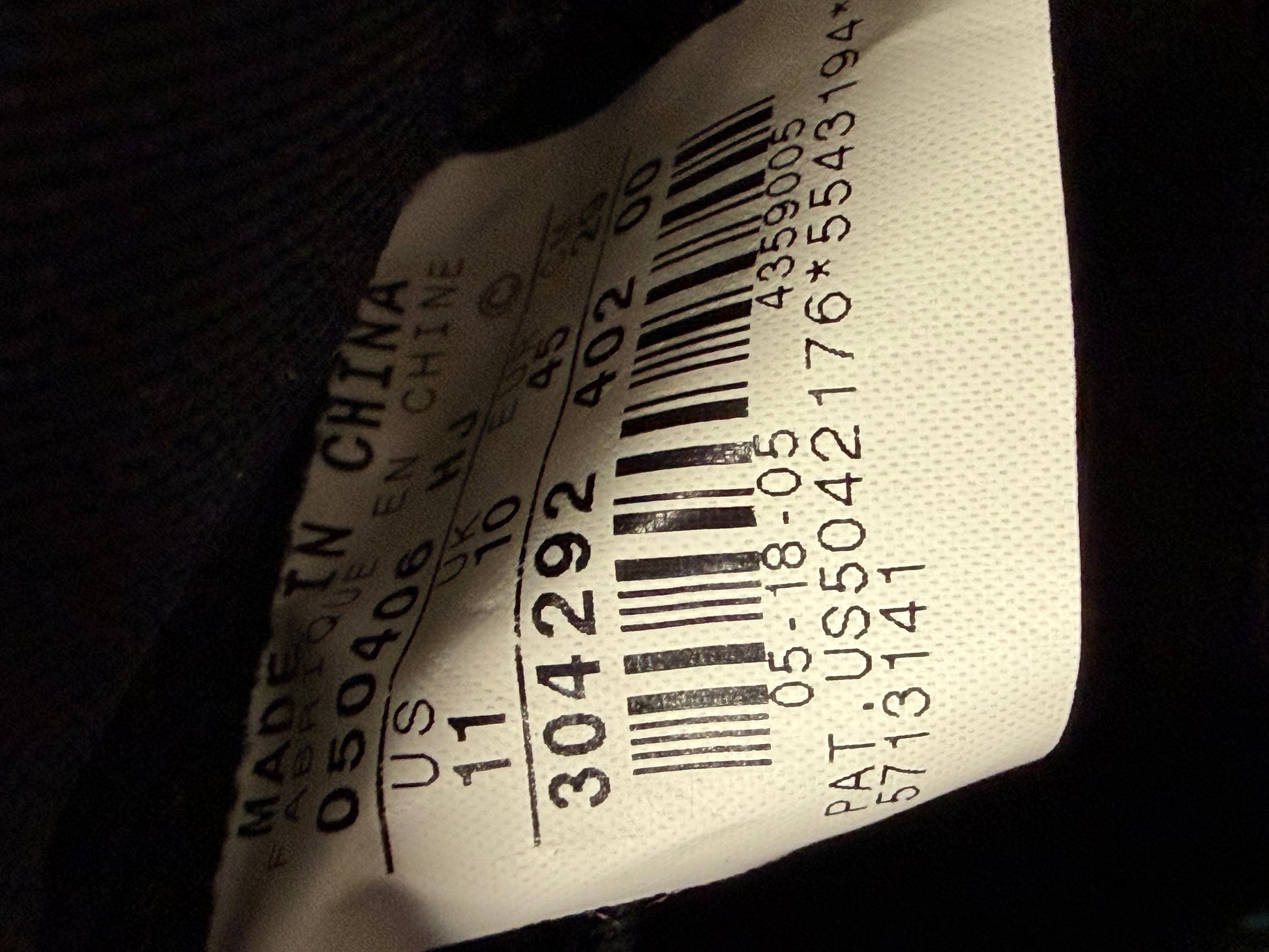 NIKE SB DUNK LOW DIAMOND SUPPLY CO.