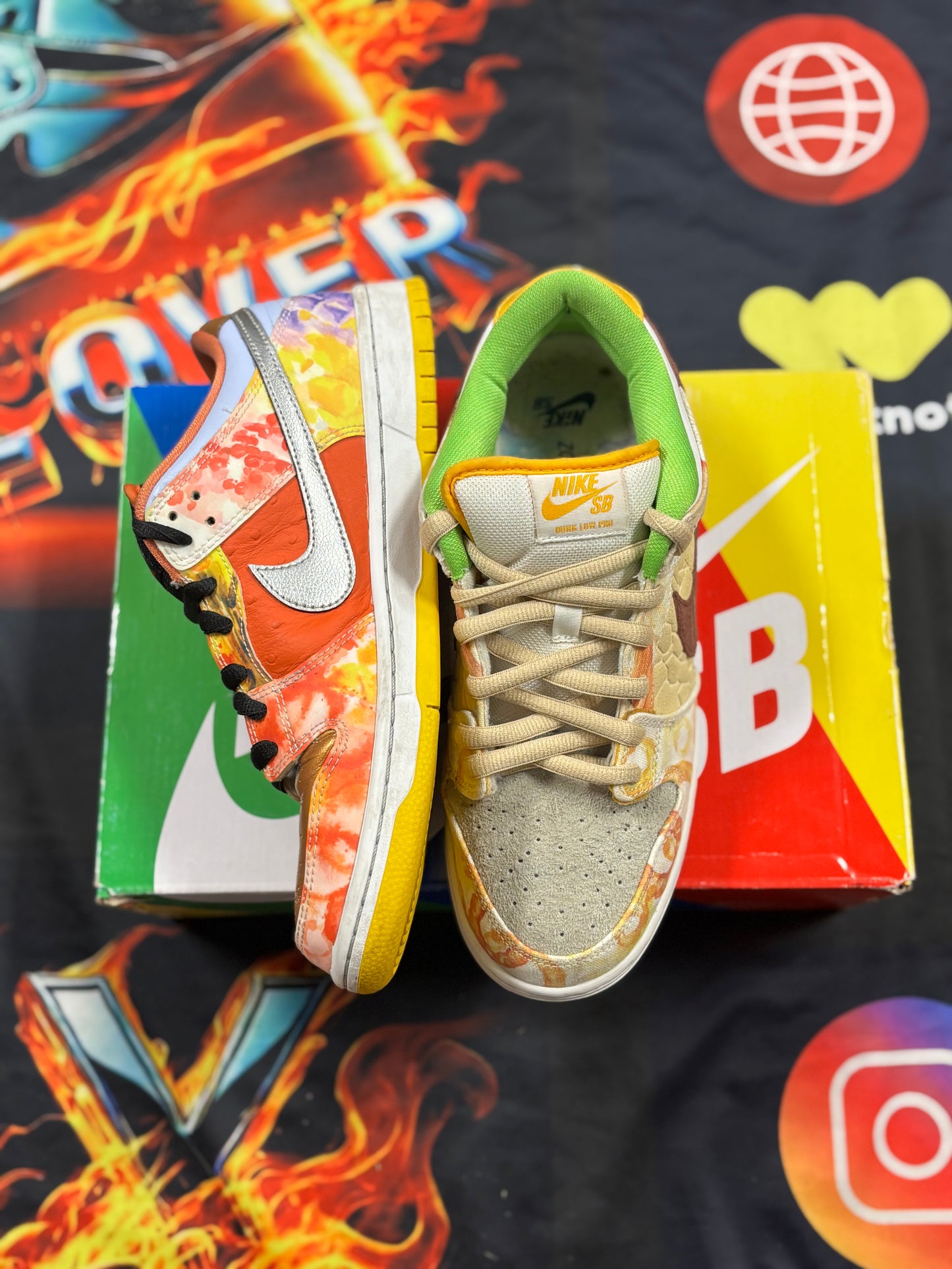 Nike SB Dunk Low Street Hawker (2021)