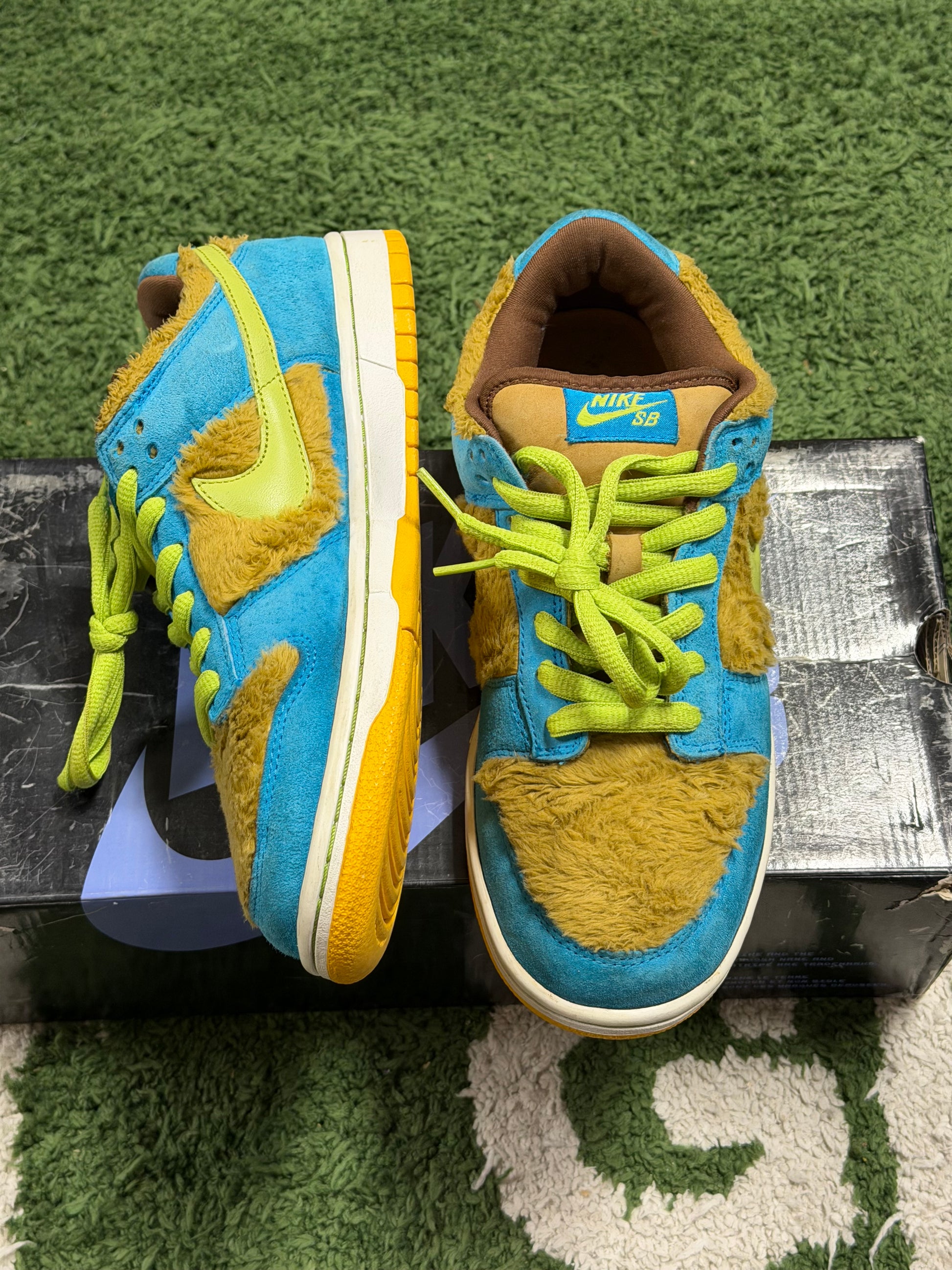 Nike SB Dunk Low Baby Bear