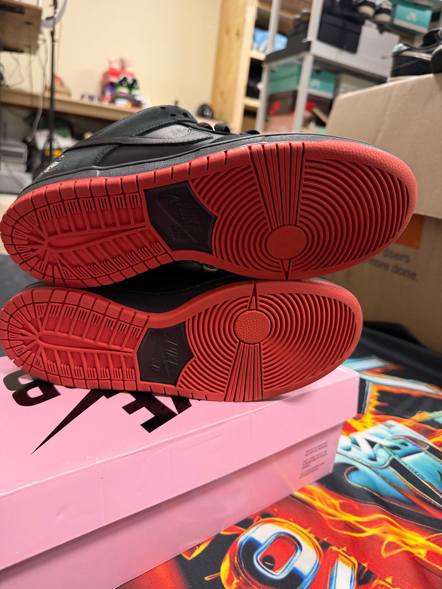 Nike SB Dunk Low Black Pigeon