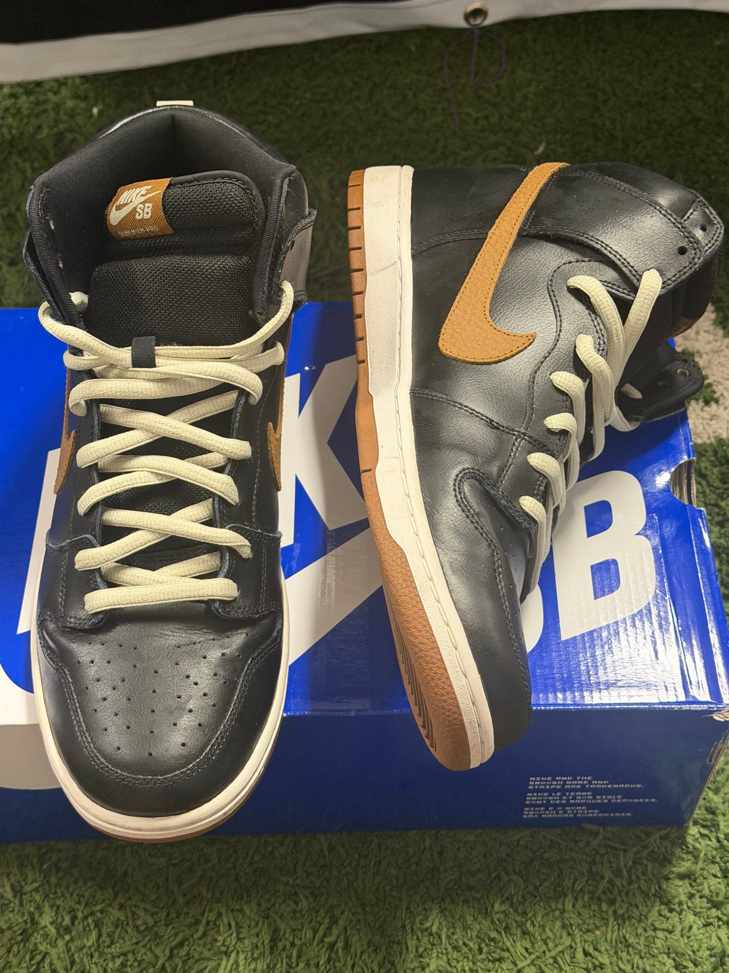 Nike SB Dunk High Guiness