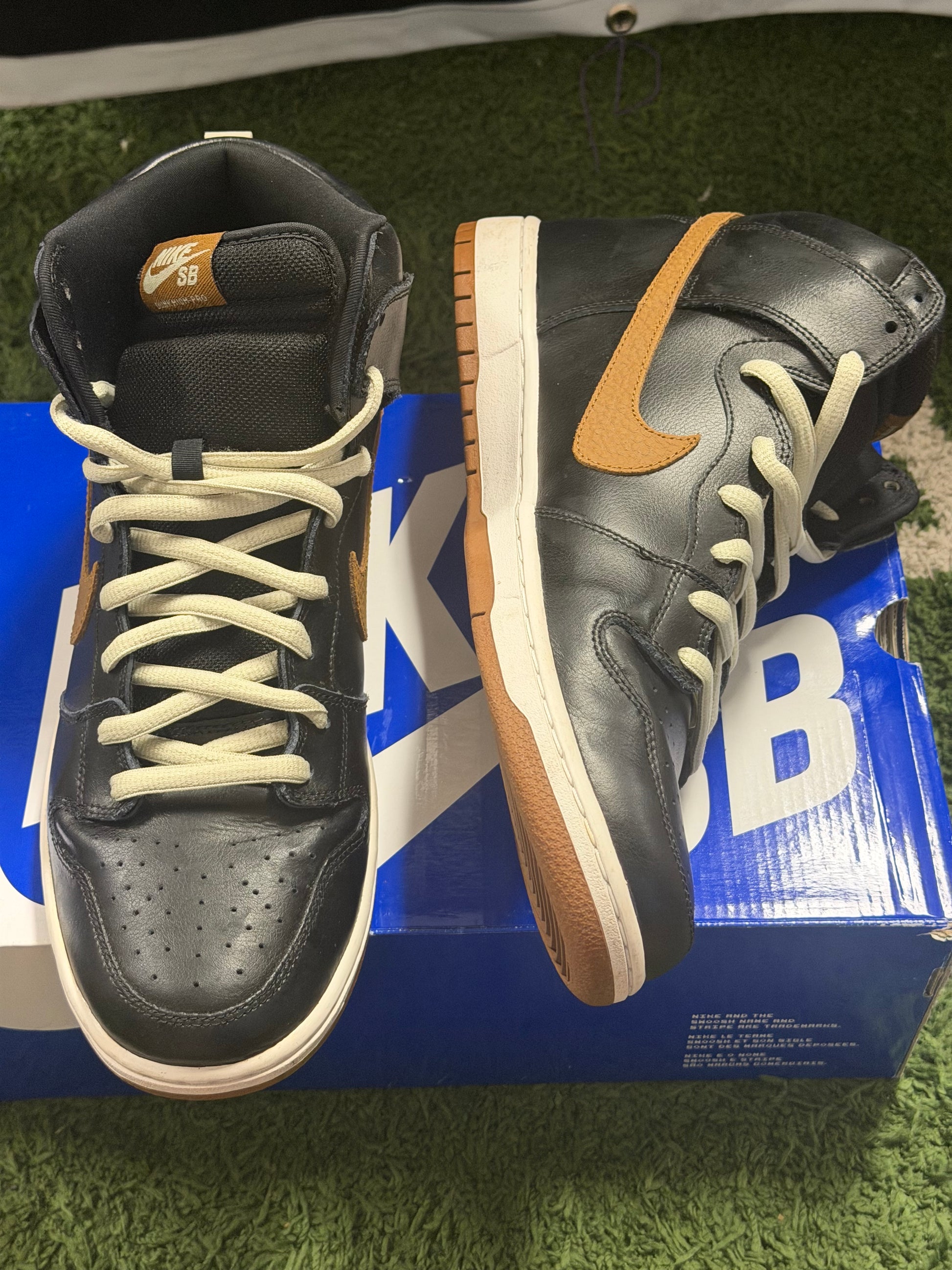 Nike SB Dunk High Guiness