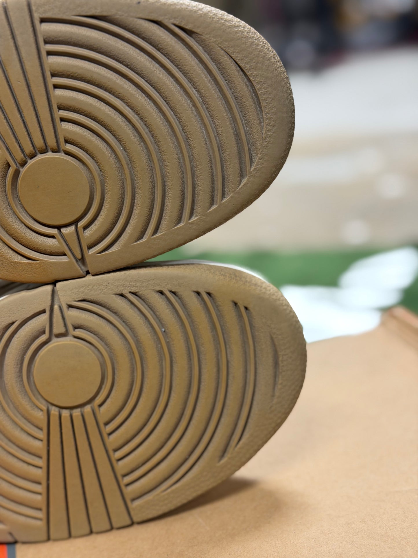 NIKE DUNK LOW ISLAND DRUM PACK LIGHT BONE HEMP