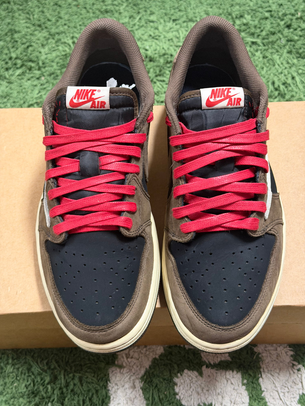 Jordan 1 Retro Low OG SP Travis Scott Mocha