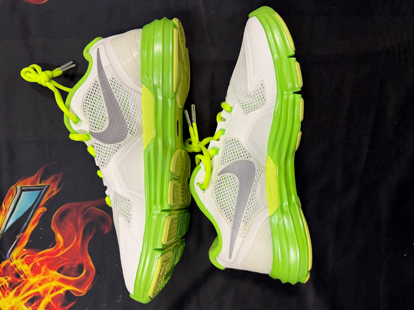 NIKE LUNAR TR1 ELECTRIC GREEN (SAMPLE)