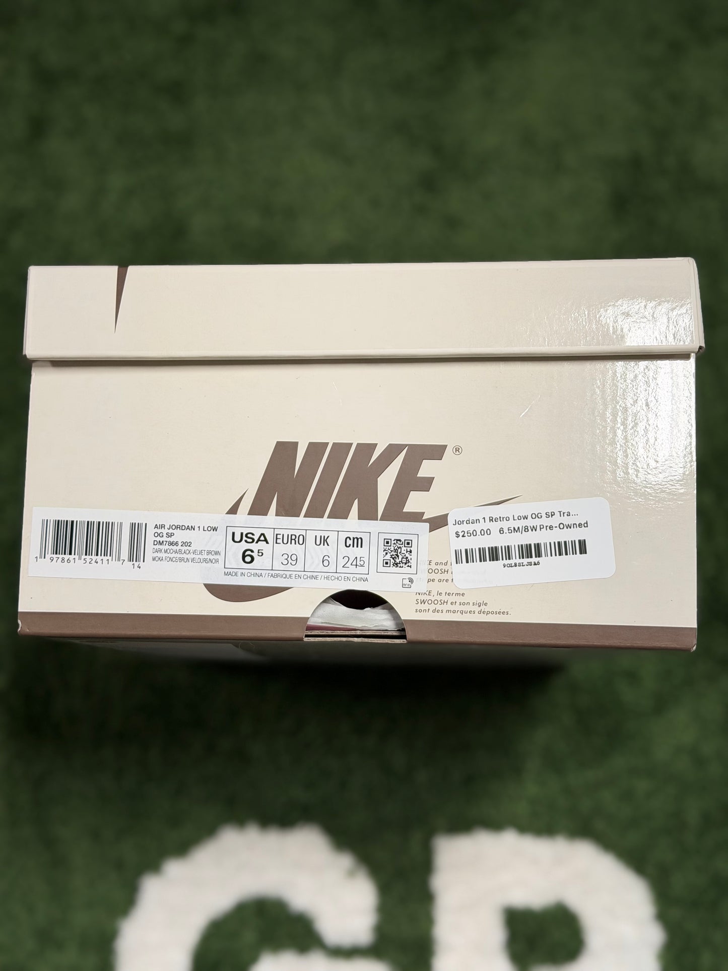 Jordan 1 Retro Low OG SP Travis Scott Velvet Brown