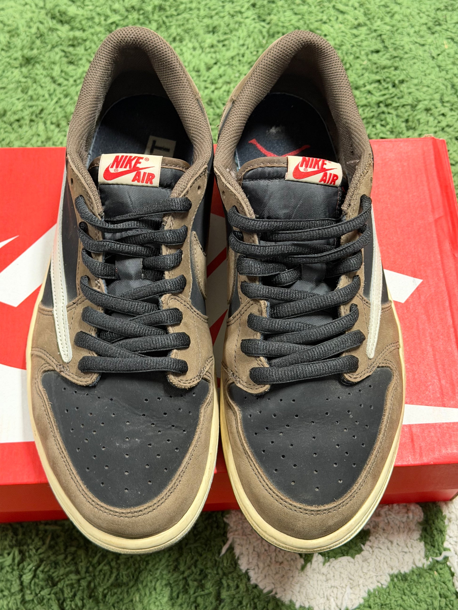 Jordan 1 Retro Low OG SP Travis Scott Mocha