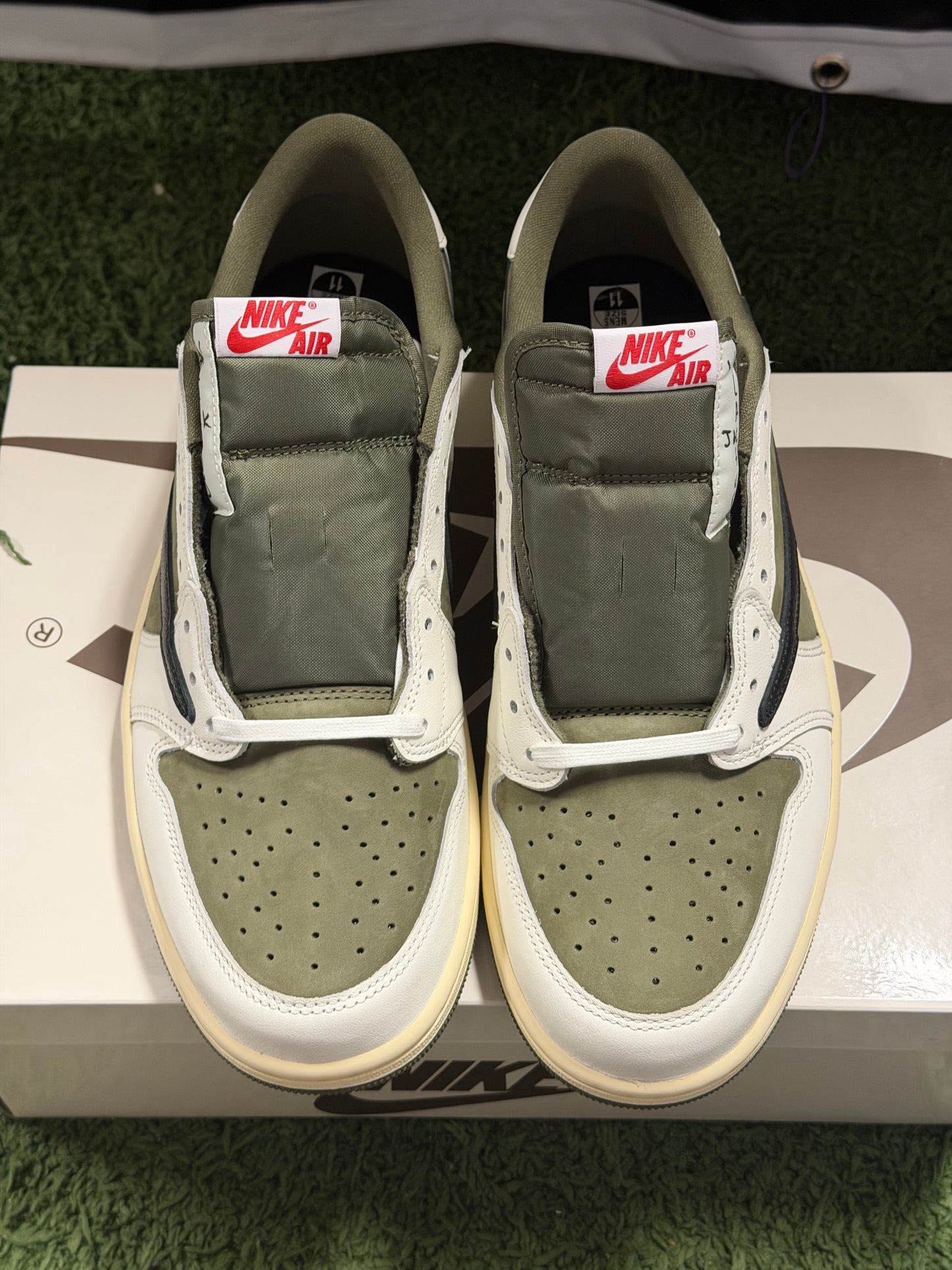 Jordan 1 Retro Low OG SP Travis Scott Medium Olive