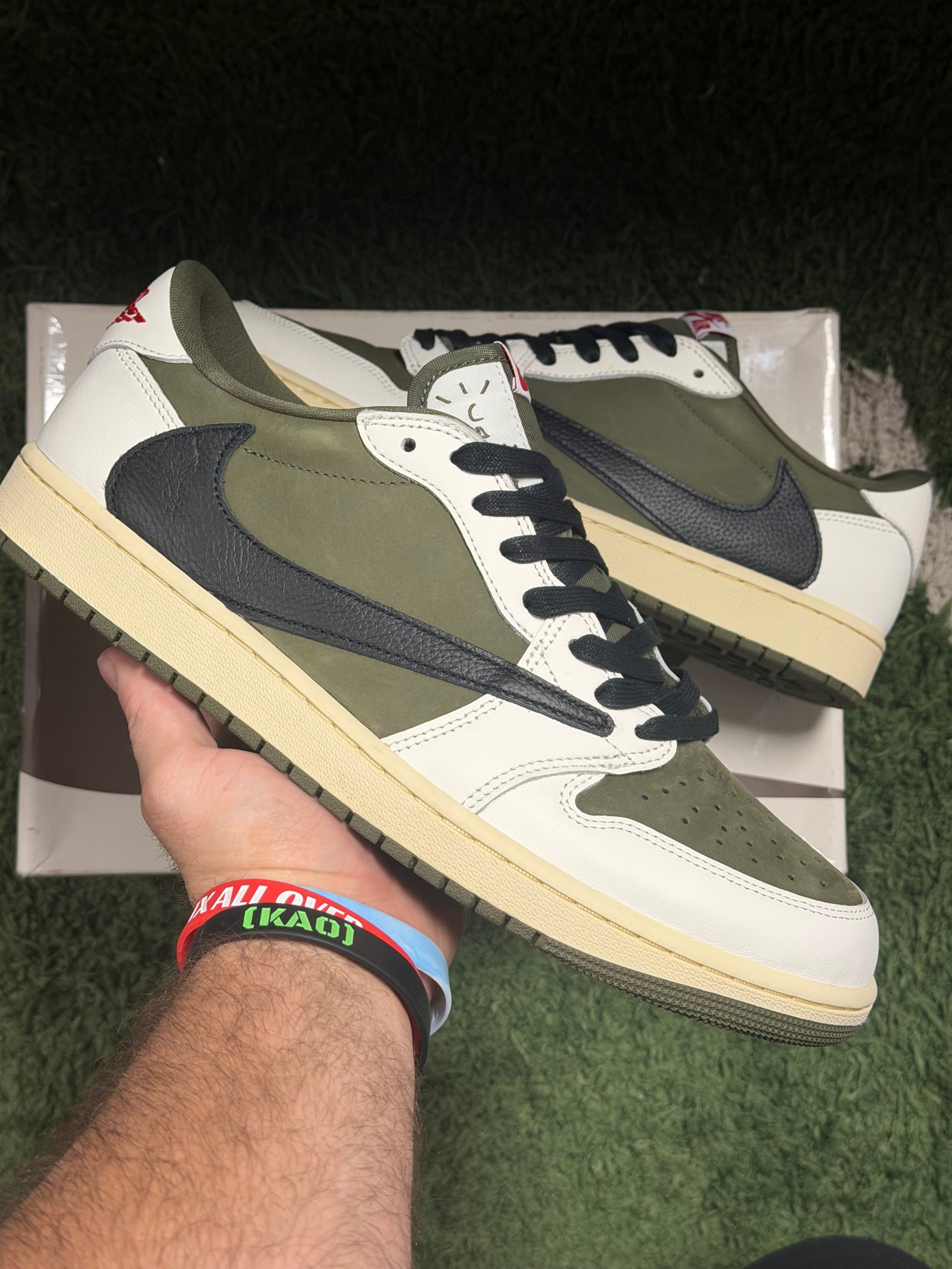 Jordan 1 Retro Low OG SP Travis Scott Medium Olive