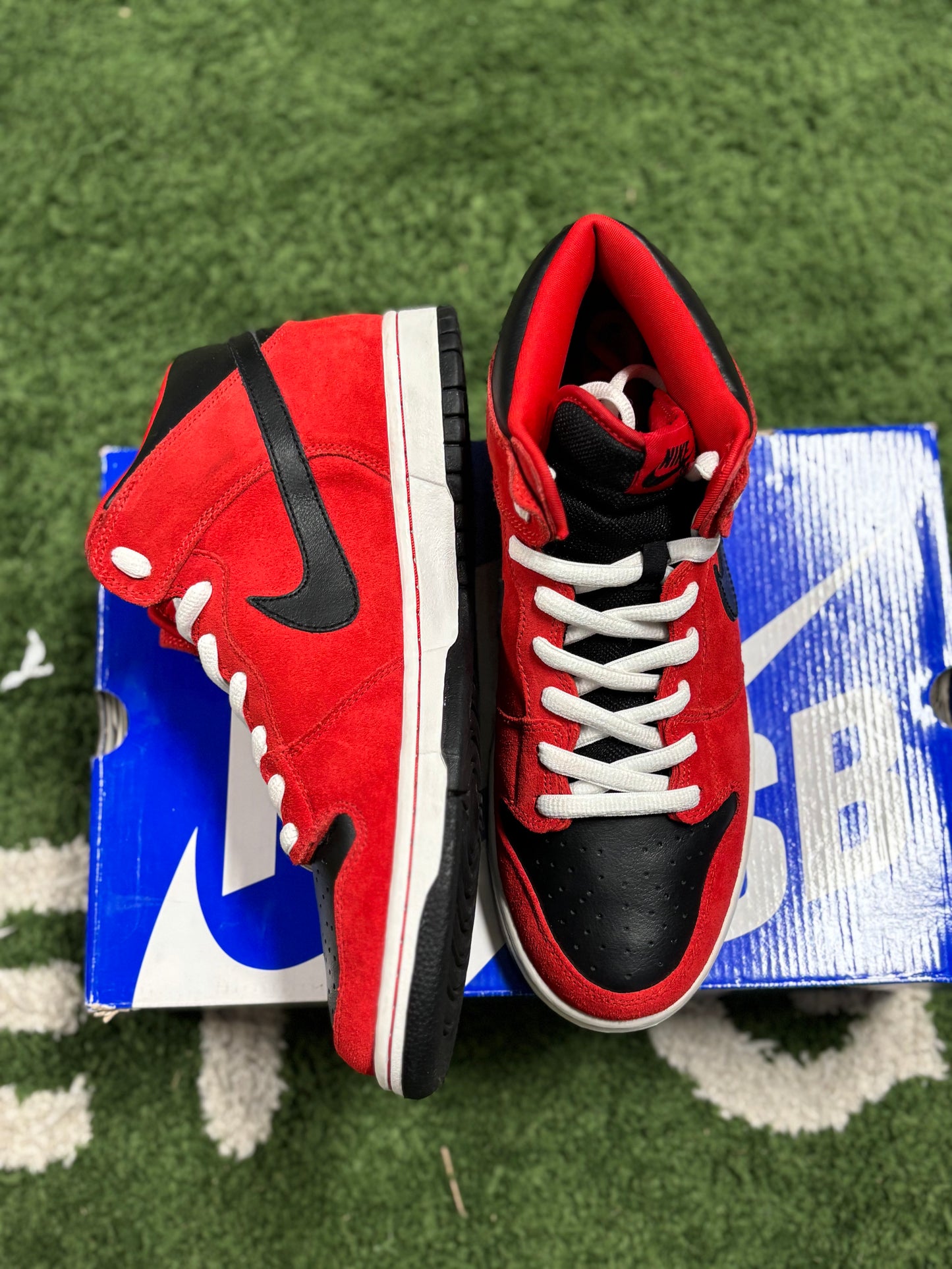 NIKE SB MID SPORT RED BLACK
