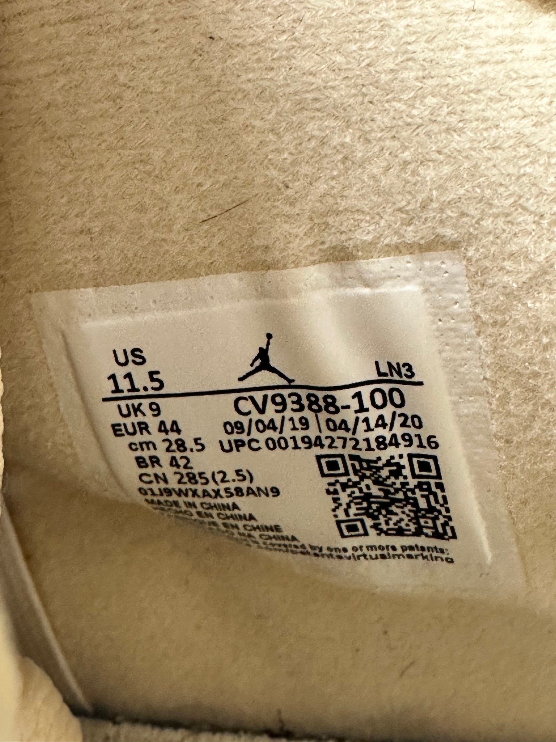 Jordan 4 Off White Sail