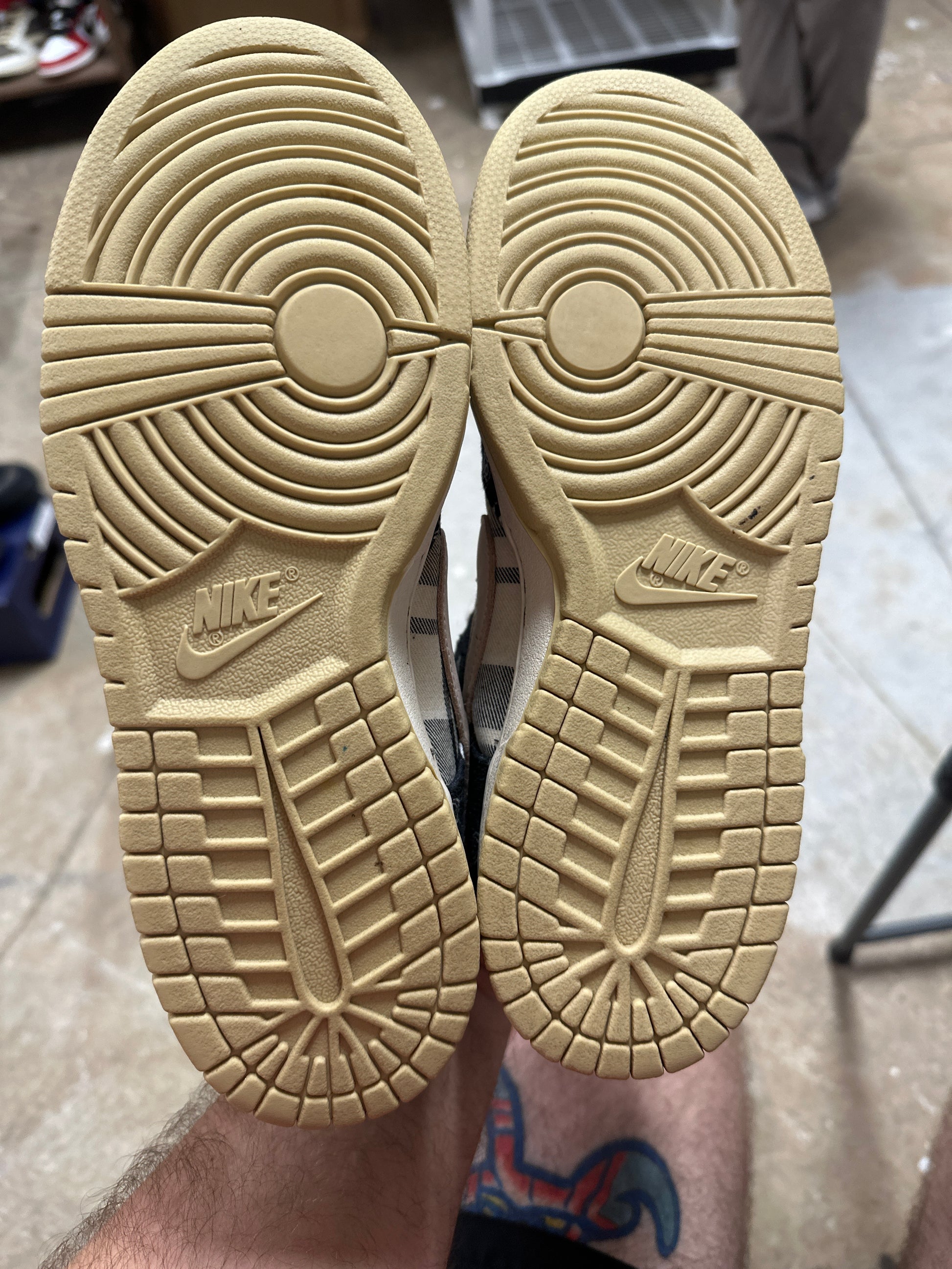 NIKE SB DUNK LOW TRAVIS SCOTT