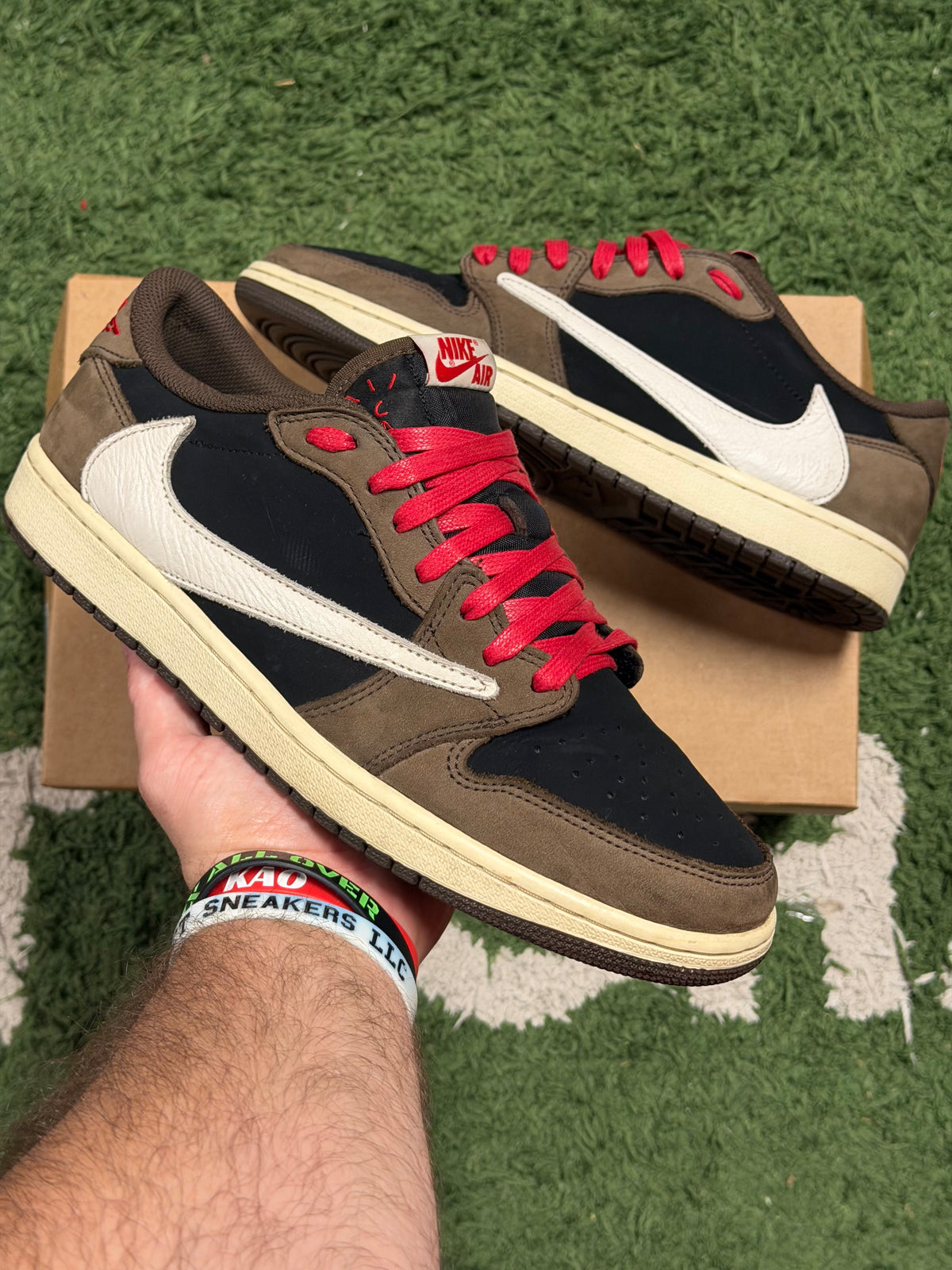 Jordan 1 Retro Low OG SP Travis Scott Mocha