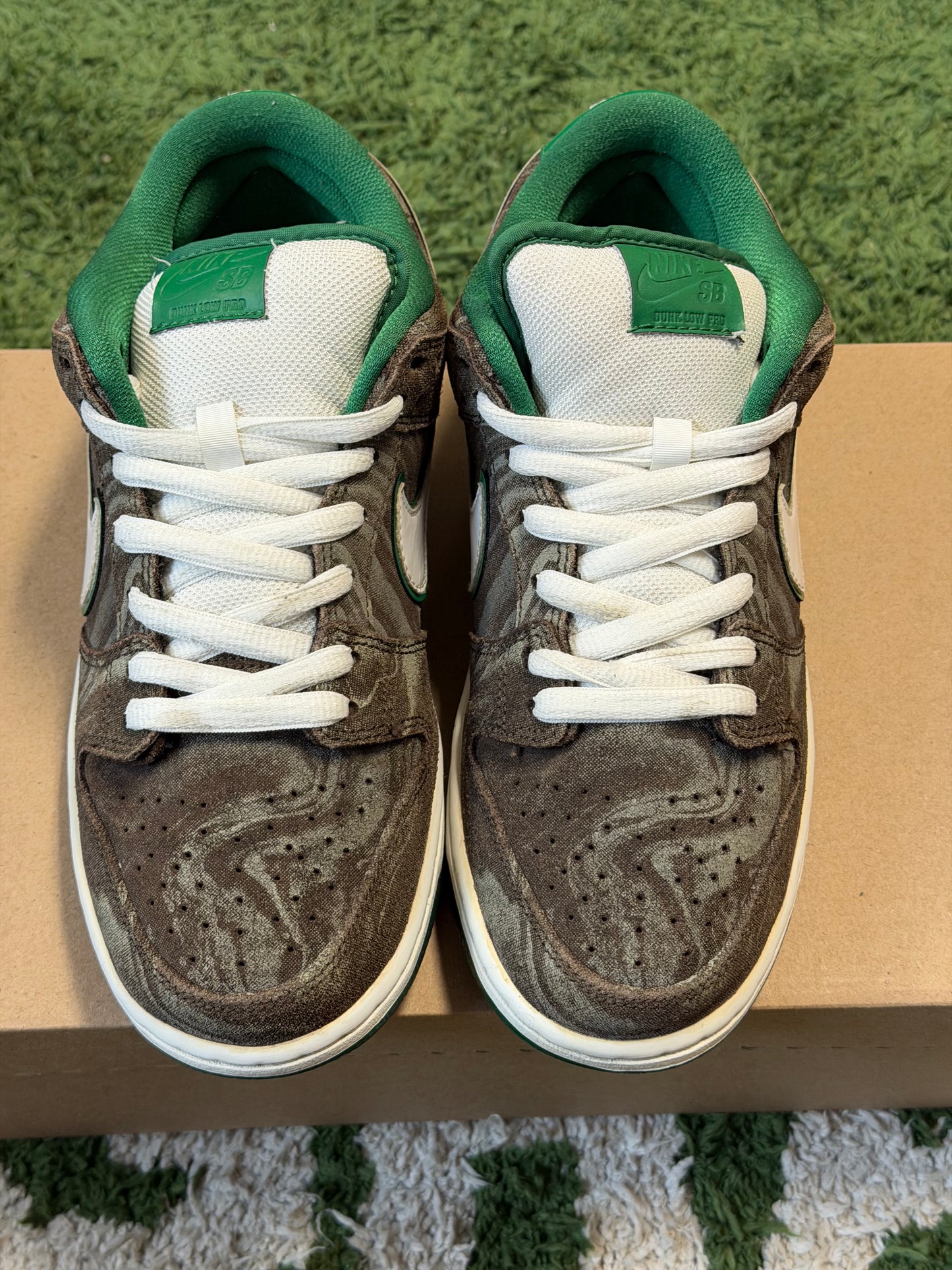 Nike SB Dunk Low Coffee Lovers
