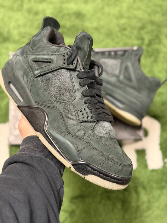 Jordan 4 Retro Kaws Black