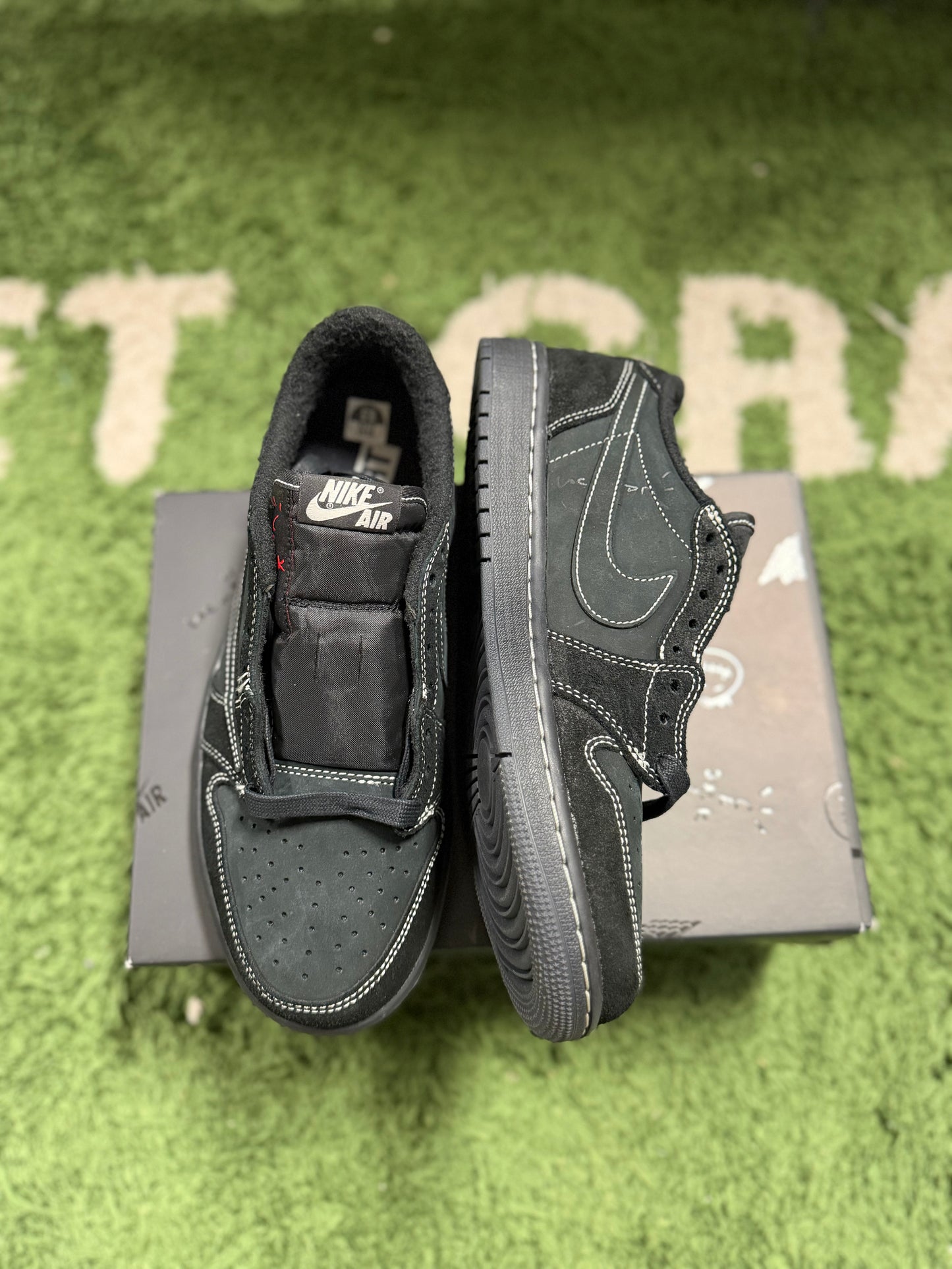 Jordan 1 Retro Low OG SP Travis Scott Black Phantom