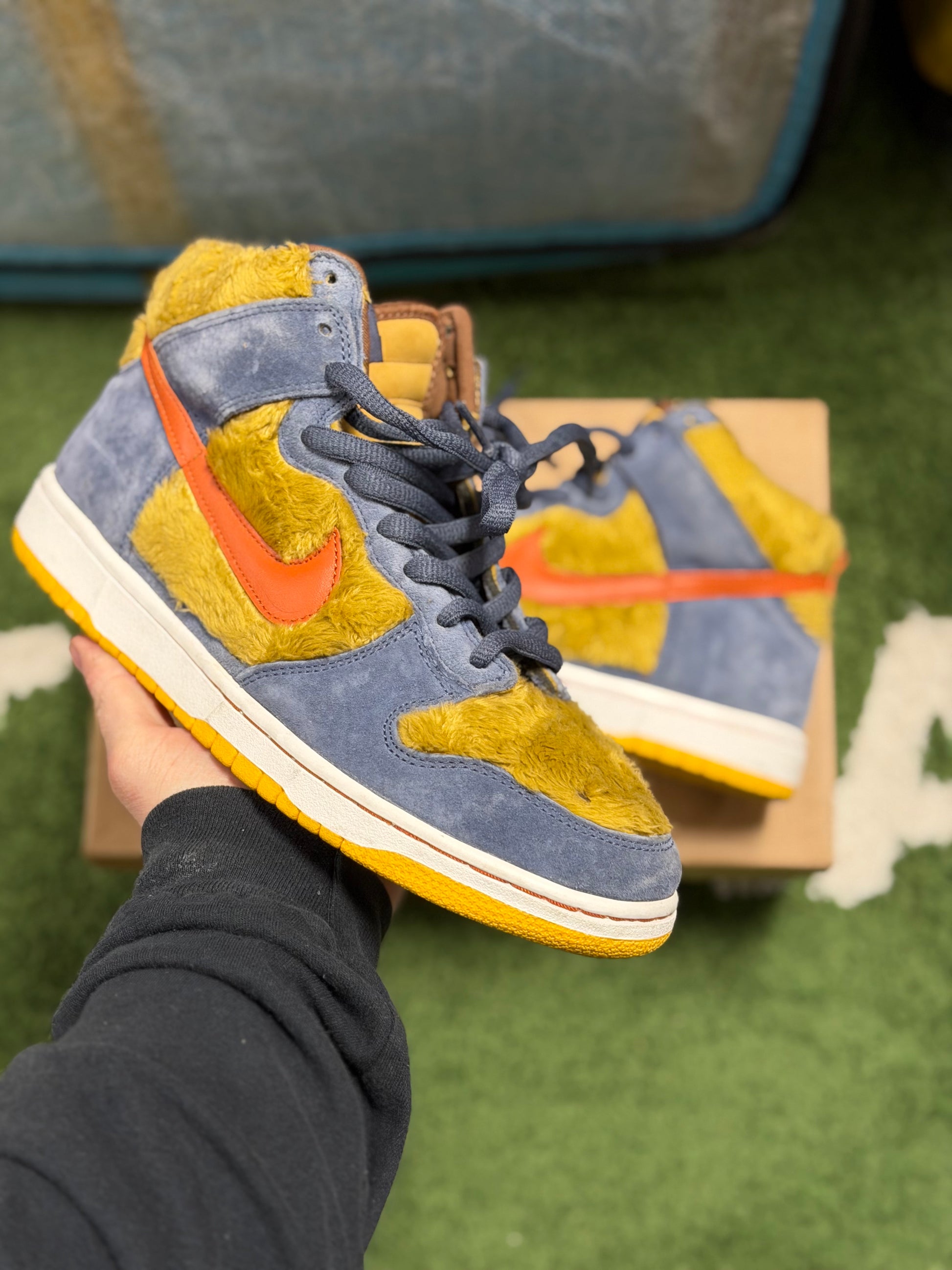 NIKE SB DUNK HIGH PAPA BEAR