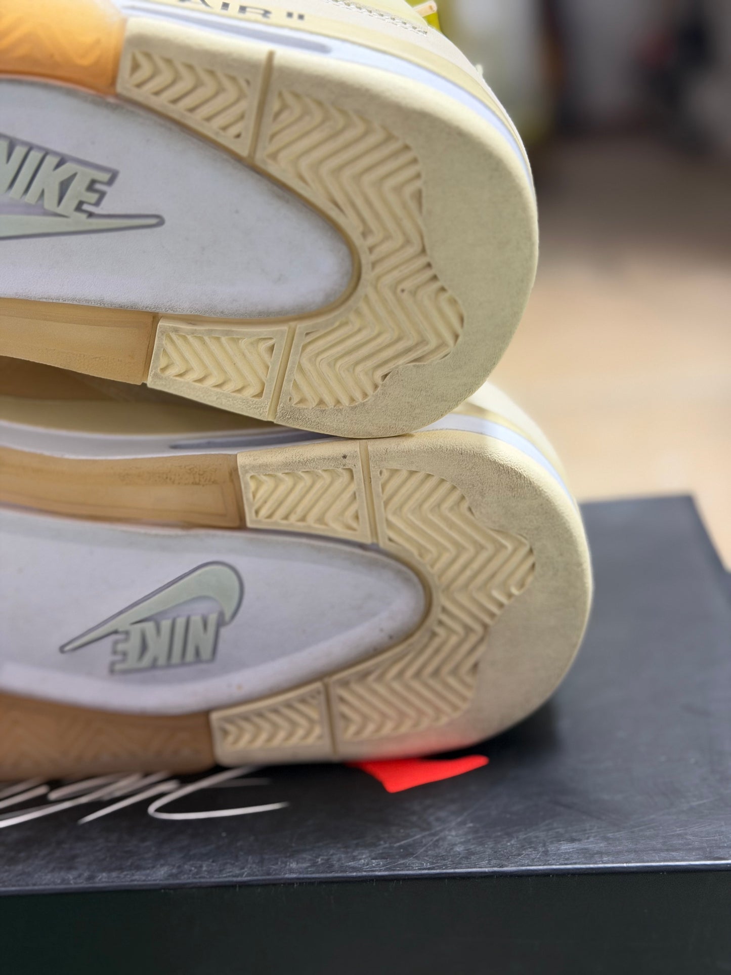 JORDAN 4 OFFWHITE SAIL