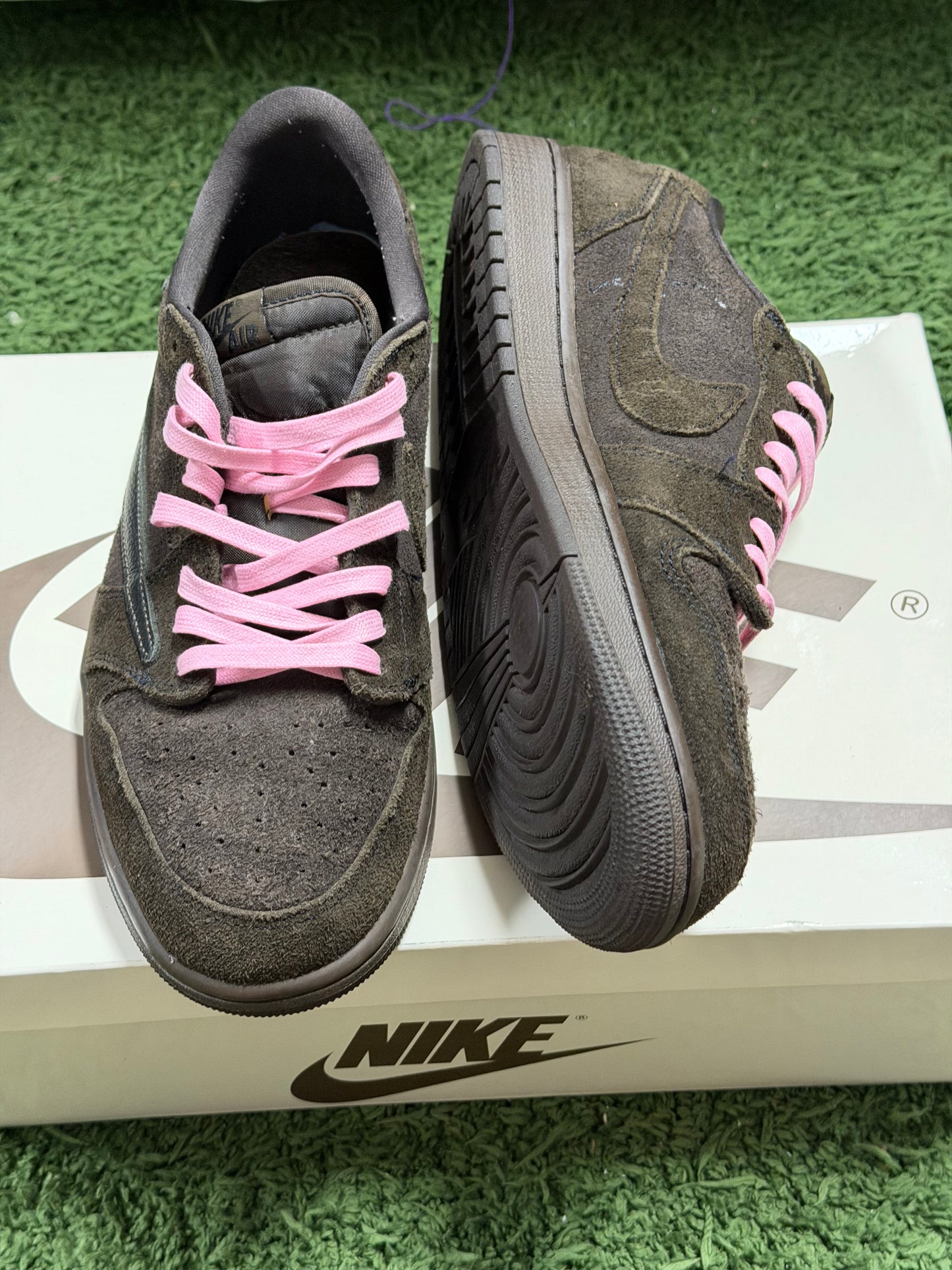 Jordan 1 Retro Low OG SP Travis Scott Velvet Brown