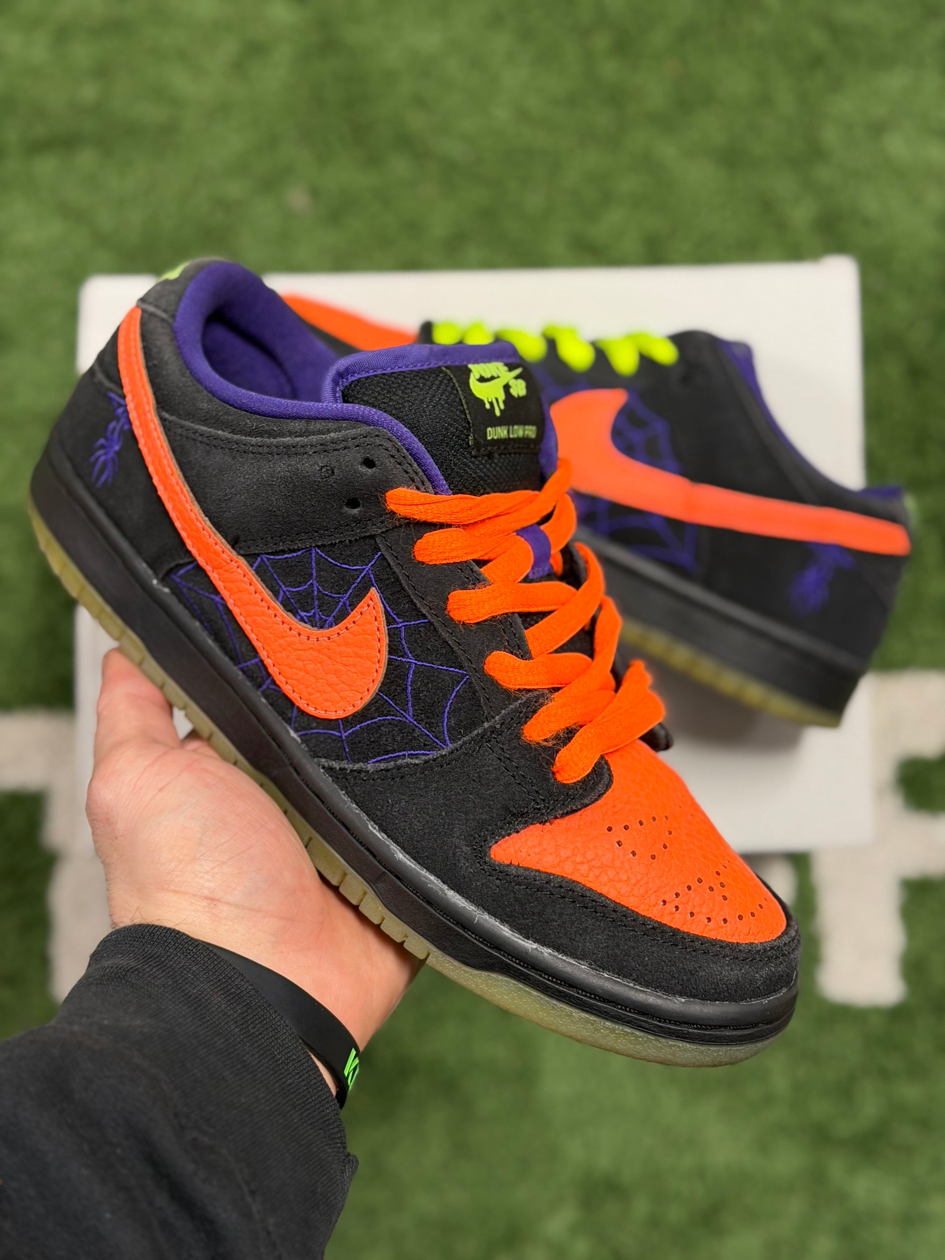 Nike SB Dunk Low Night of Mischief Halloween