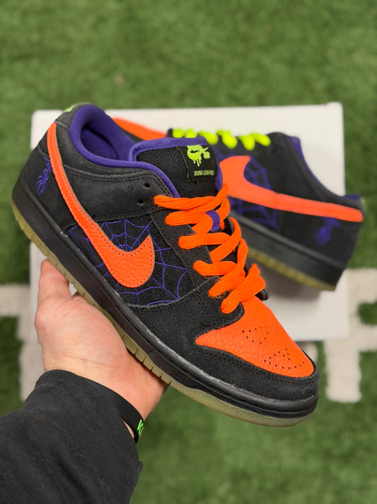 Nike SB Dunk Low Night of Mischief Halloween