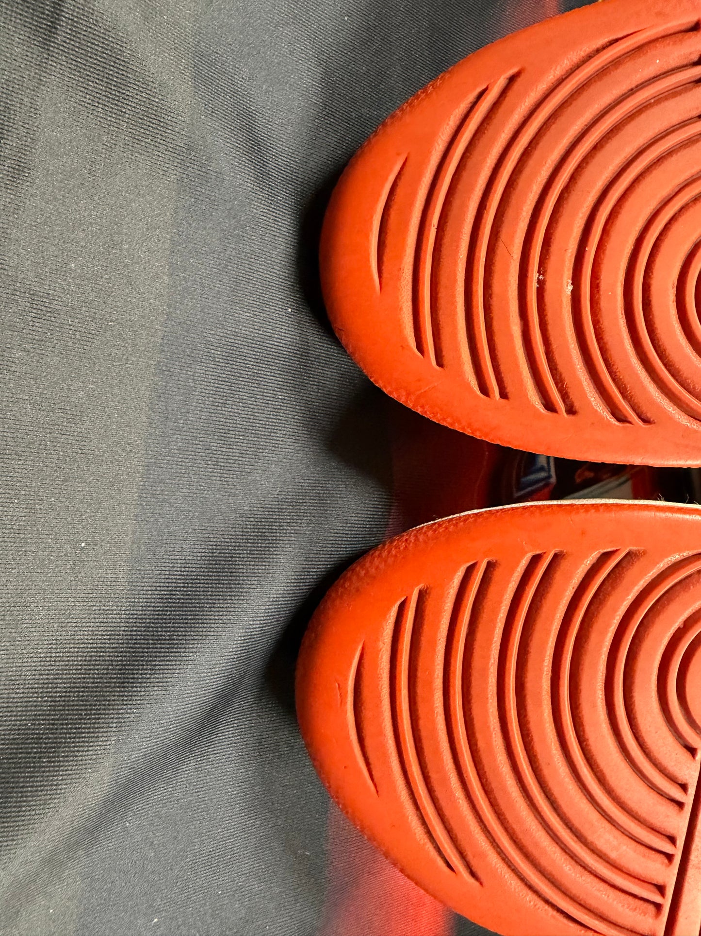 NIKE SB DUNK HIGH SUPREME STARS ORANGE