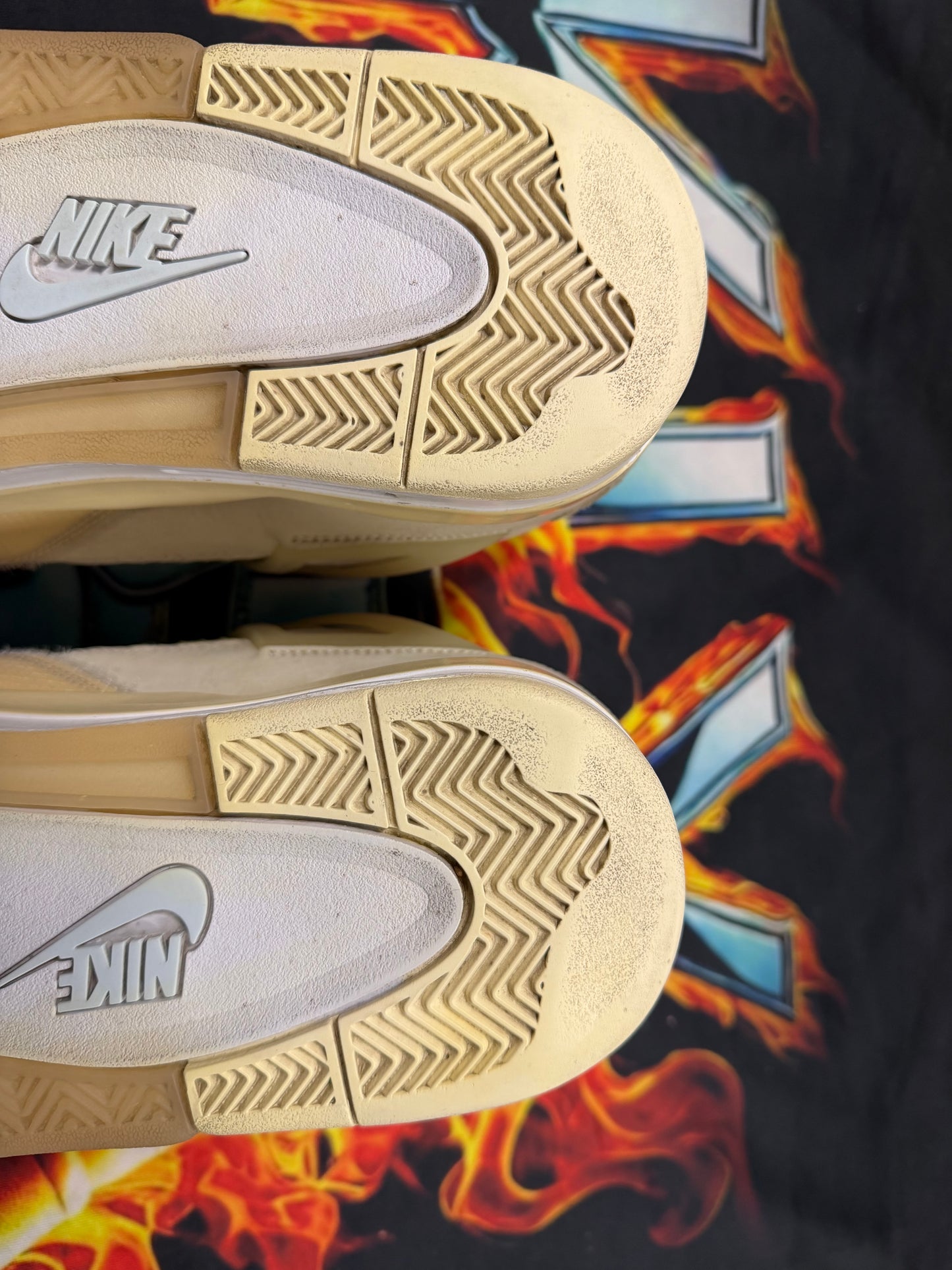 JORDAN 4 OFFWHITE SAIL