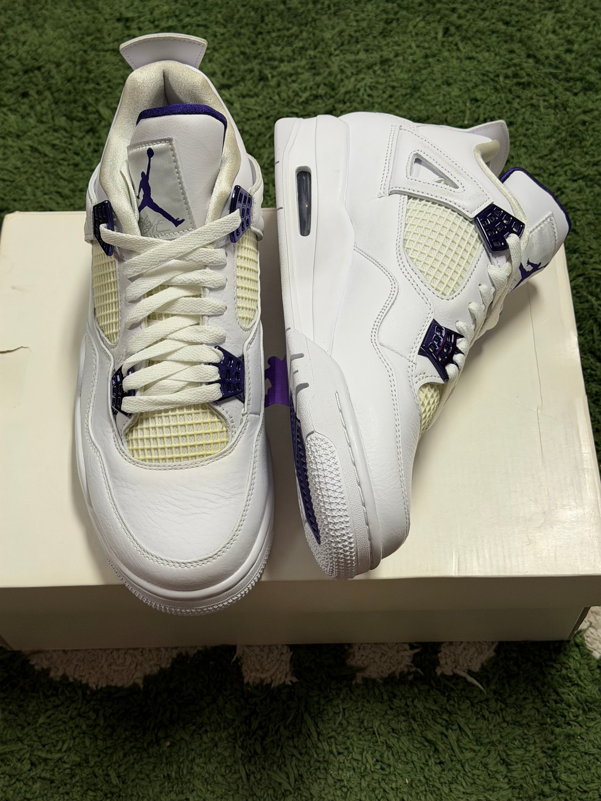 Jordan 4 Retro Metallic Purple
