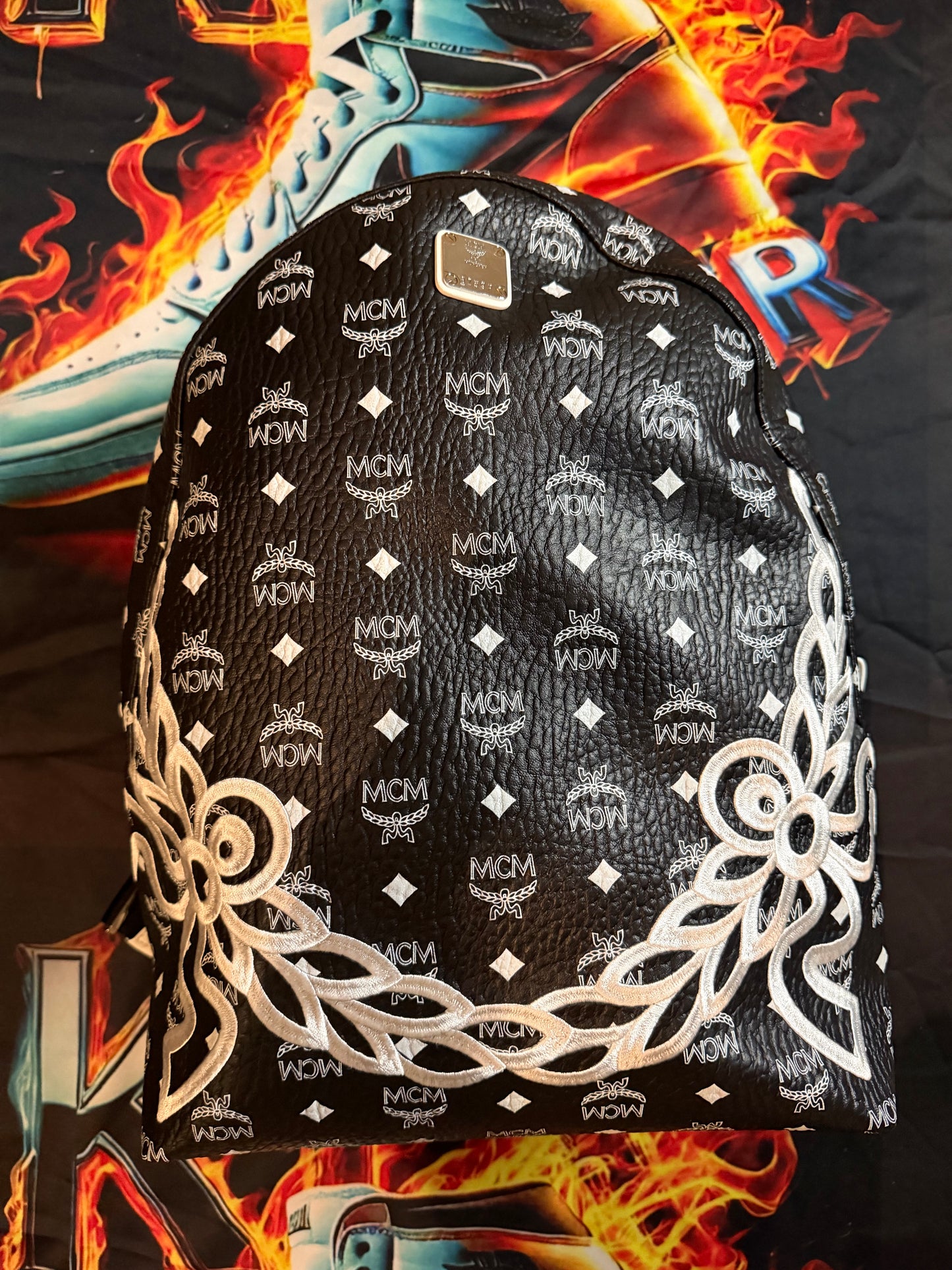 MCM Dietrich Laurel Backpack Visetos White Logo Medium Black