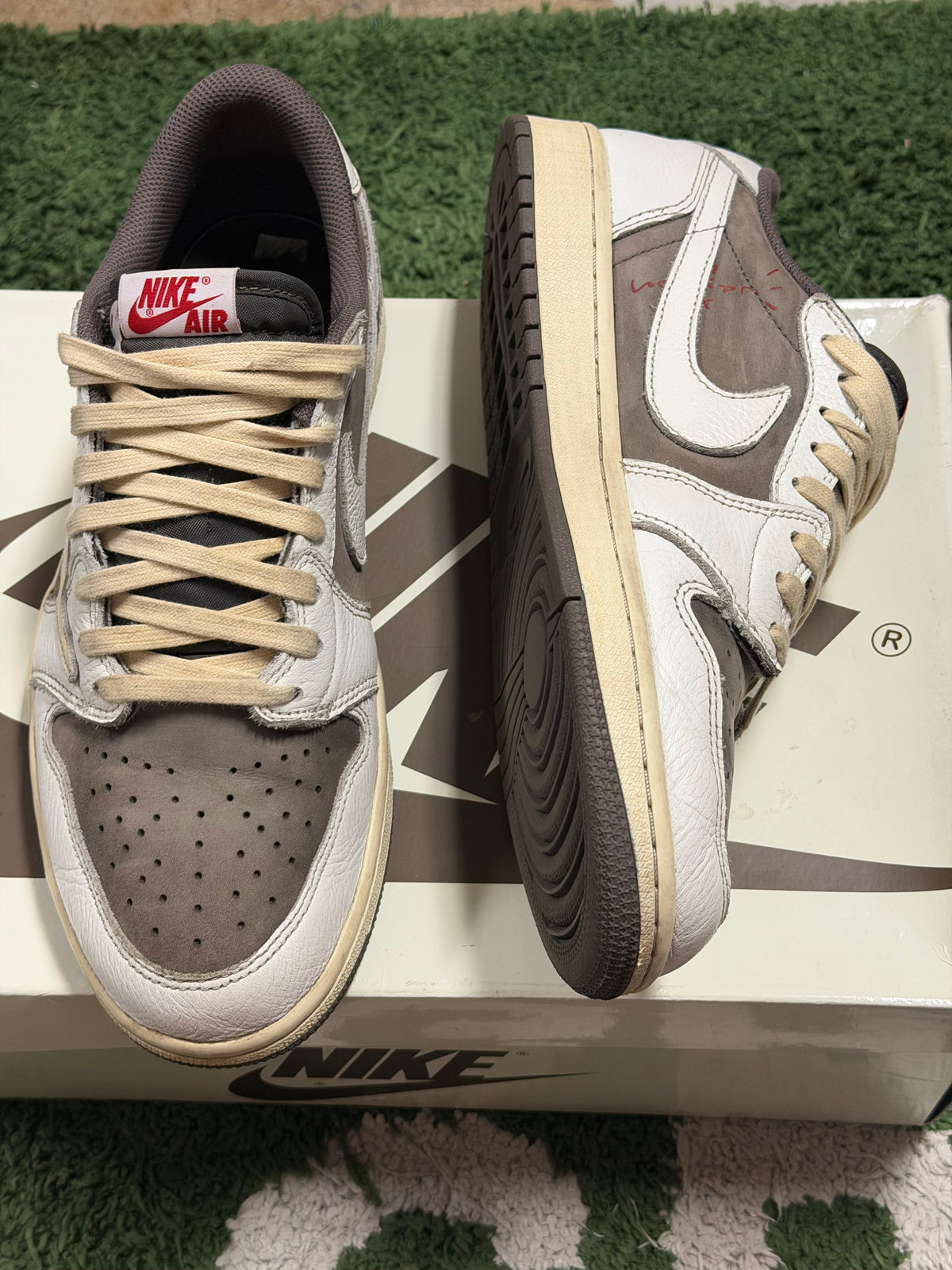 Jordan 1 Retro Low OG SP Travis Scott Reverse Mocha