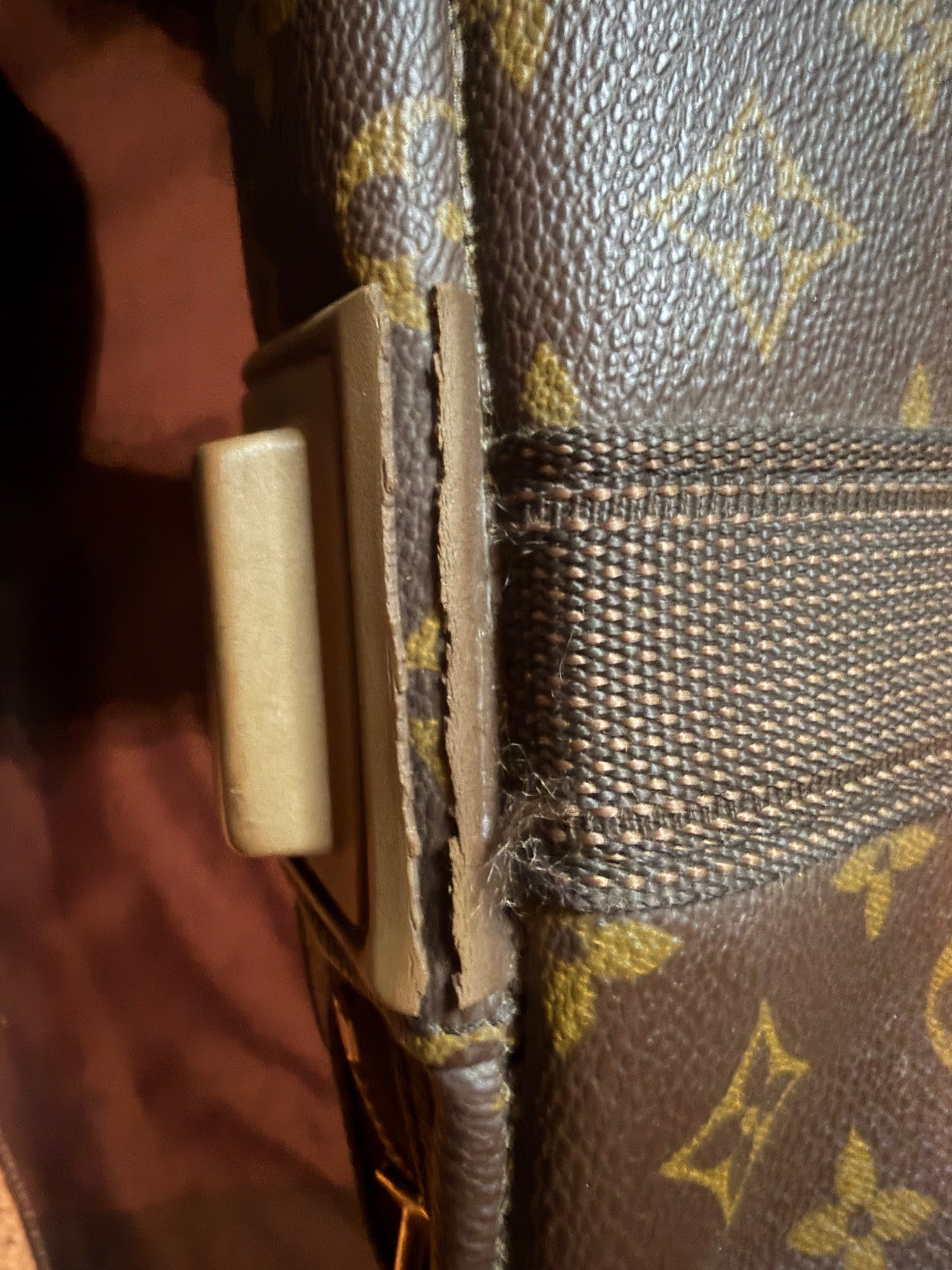 LOUIS VUITTION MONOGRAM SATELITE 53 SUITCASE