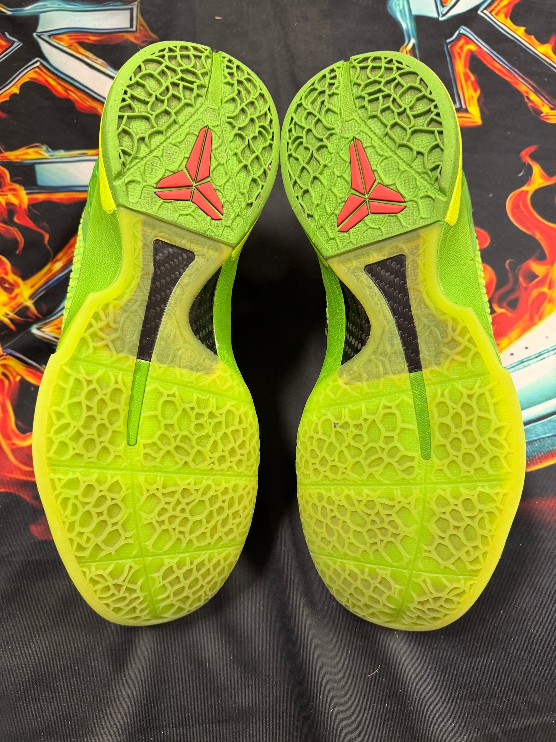 NIKE KOBE 6 GRINCH