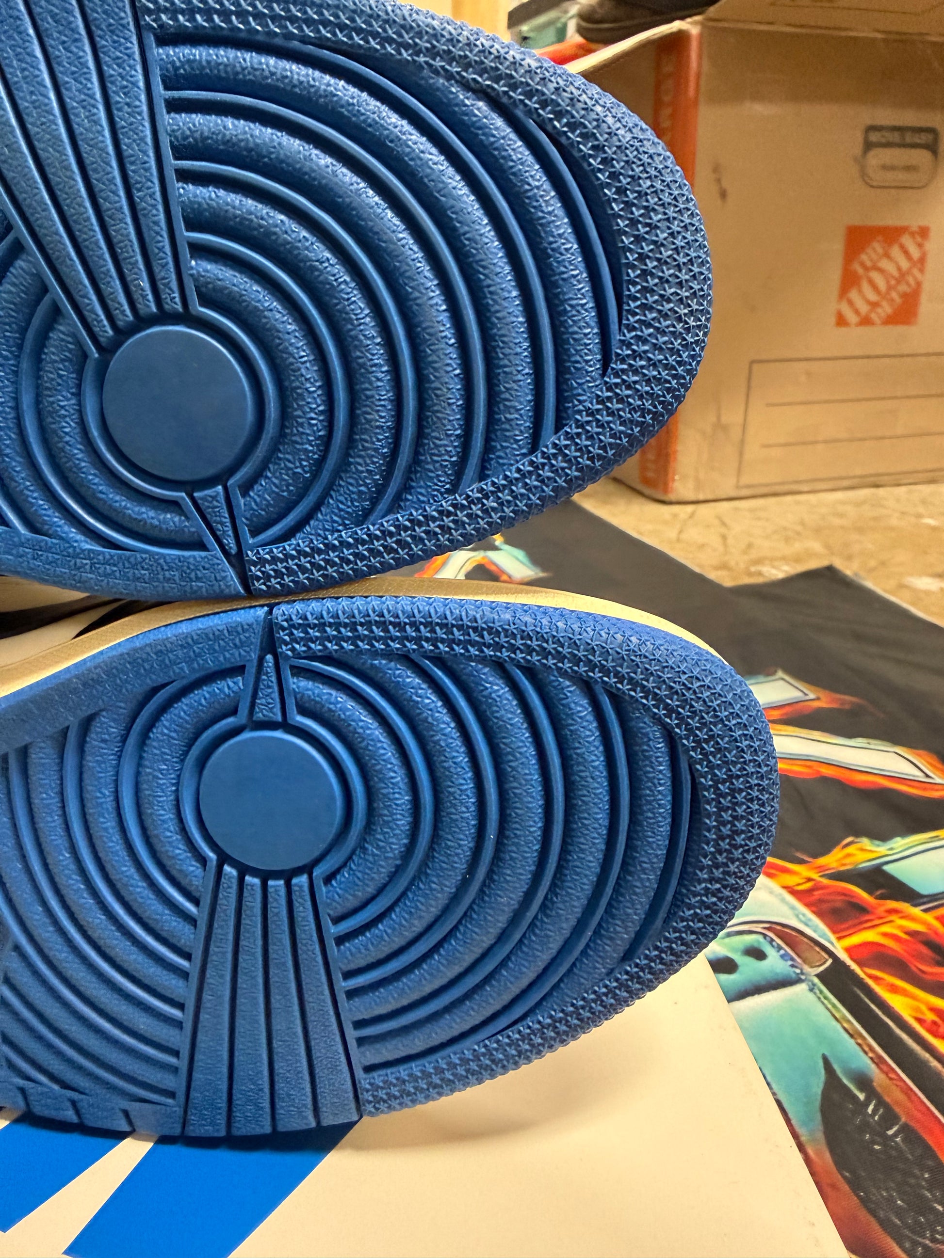 Jordan 1 Retro Low OG SP Fragment x Travis Scott