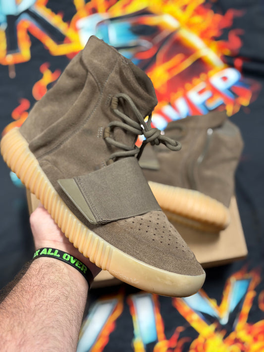 YEEZY 750 CHOCOLATE