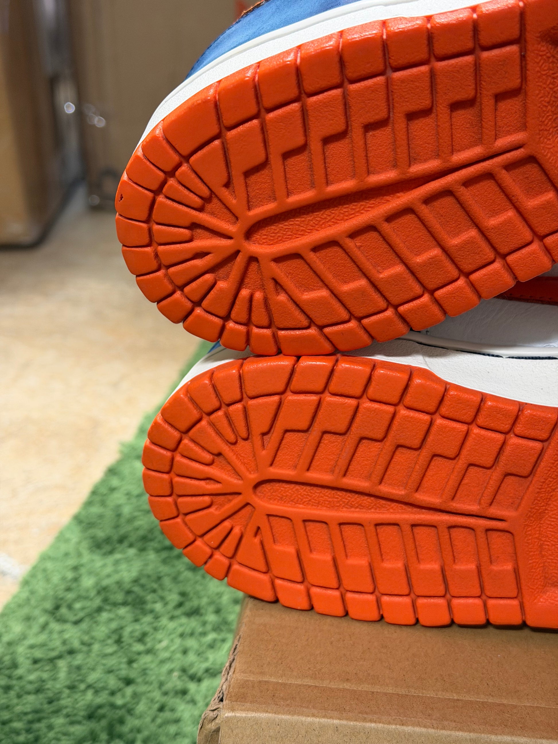 Nike SB Dunk Low Broncos