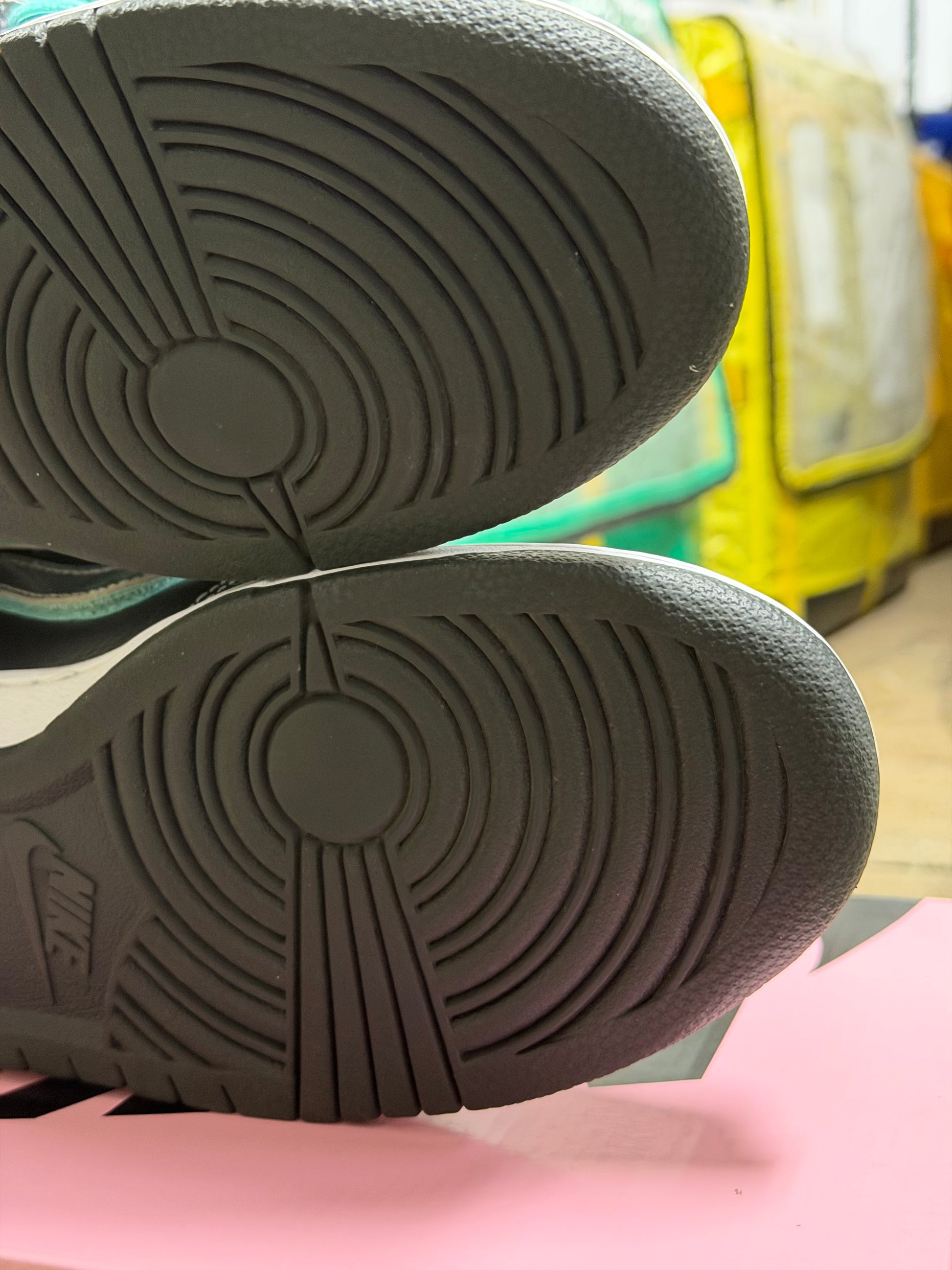 Nike SB Dunk Low Diamond Supply Co. Black Diamond