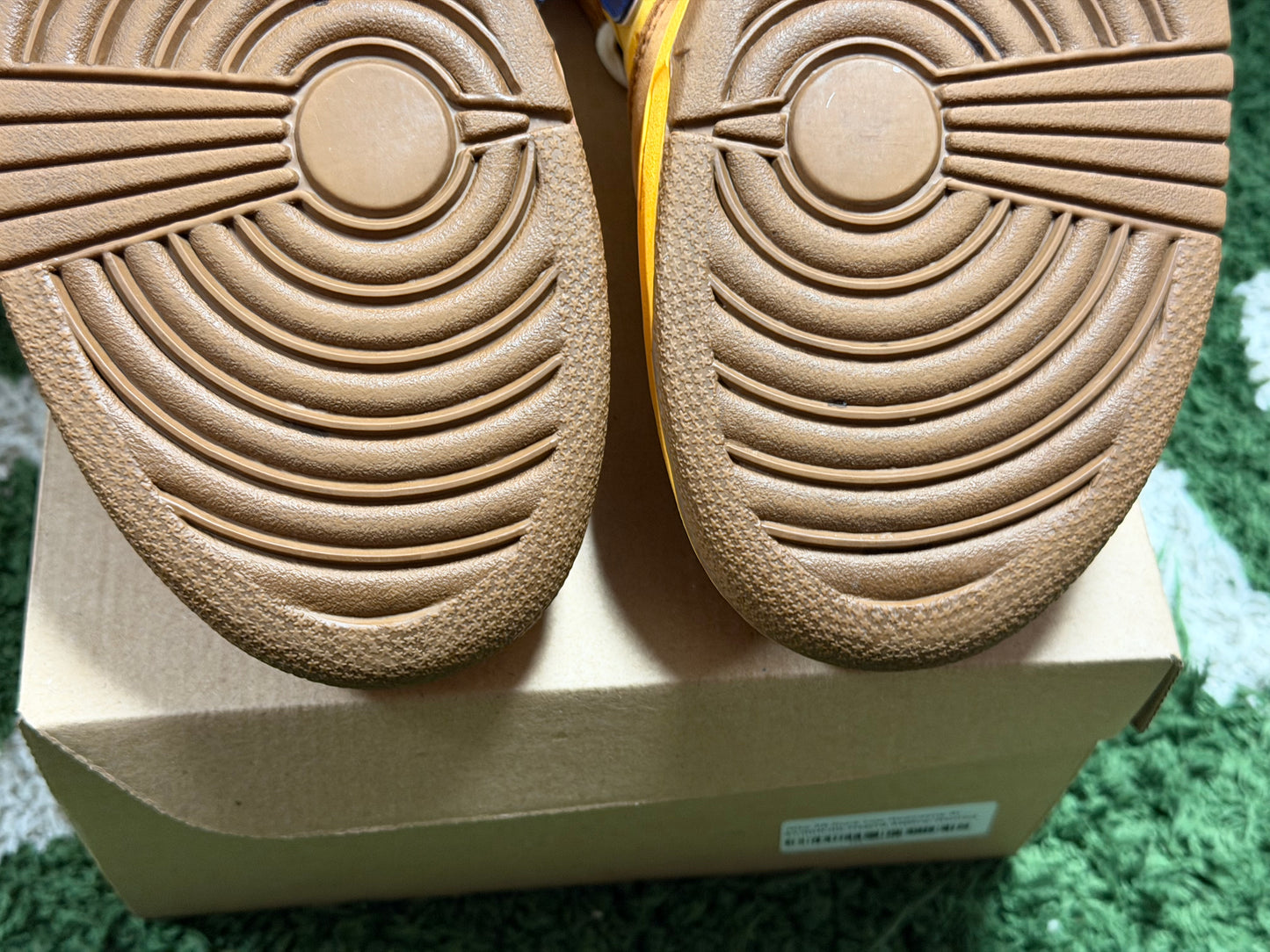 Nike SB Dunk Low Newcastle Brown Ale