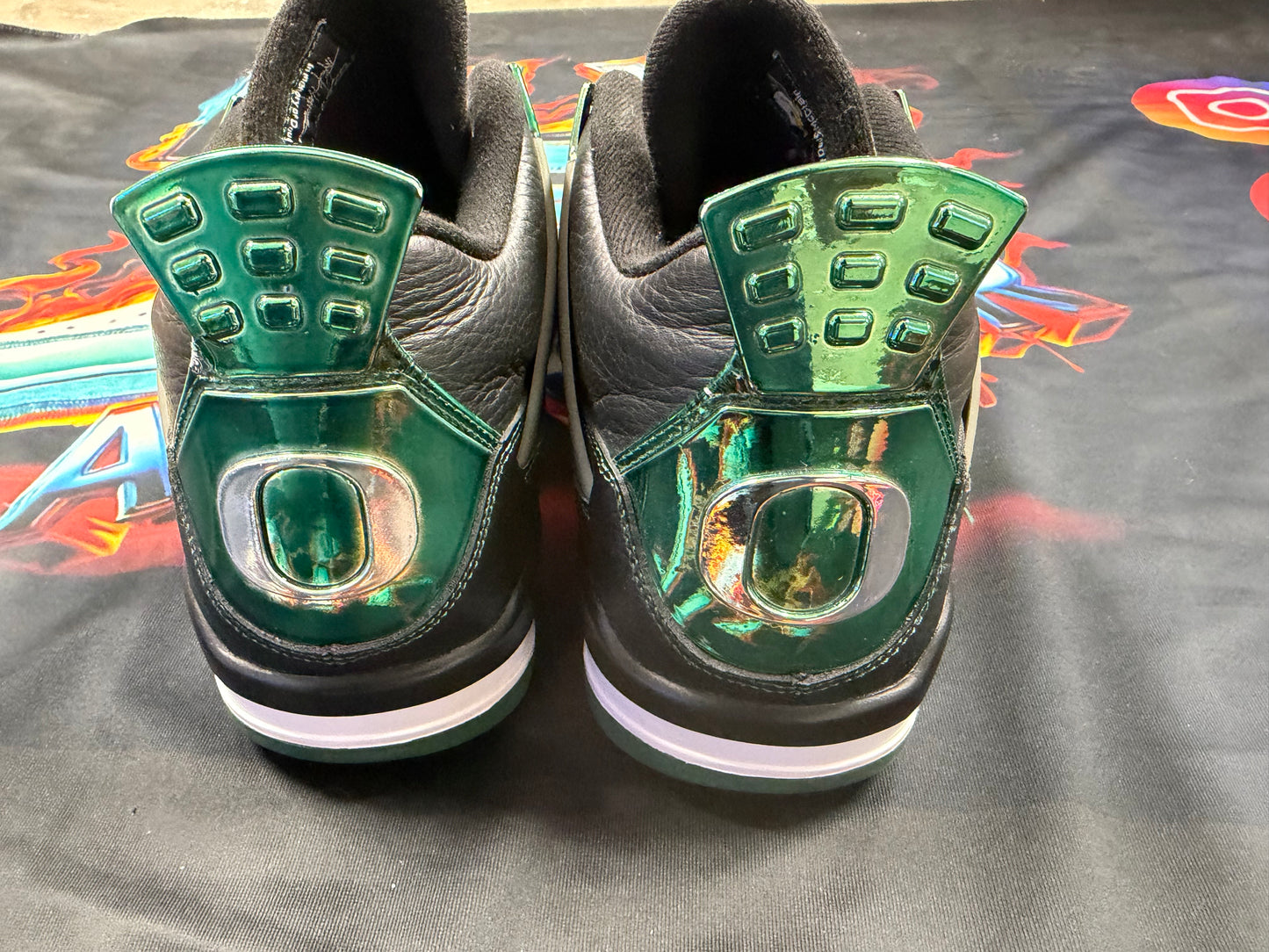 Jordan 4 Retro Oregon Ducks PE