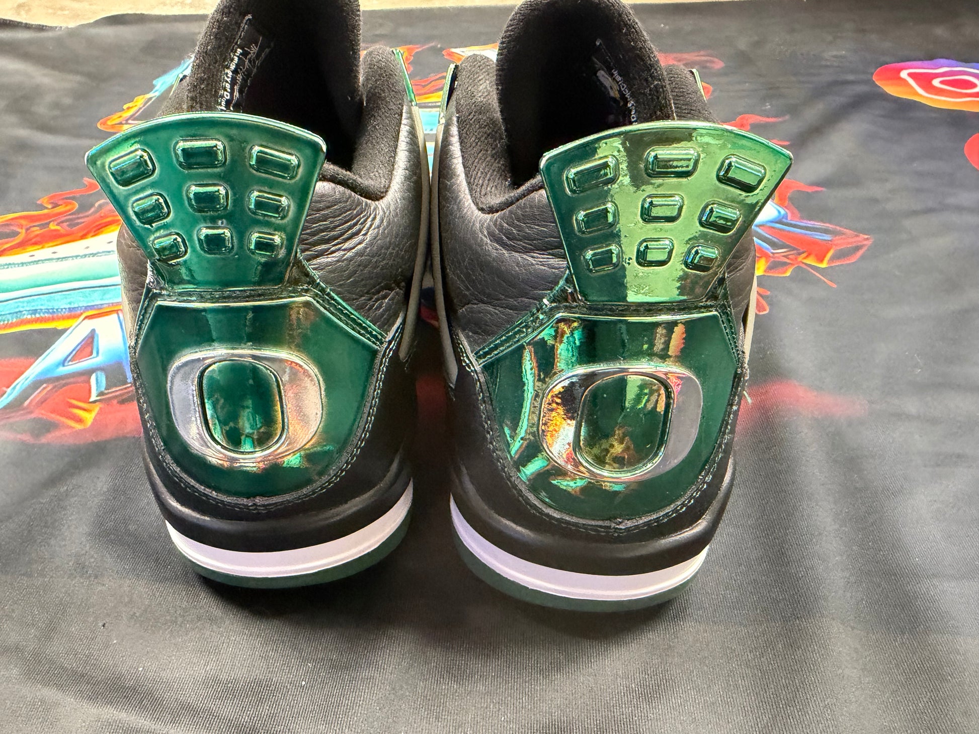 Jordan 4 Retro Oregon Ducks PE