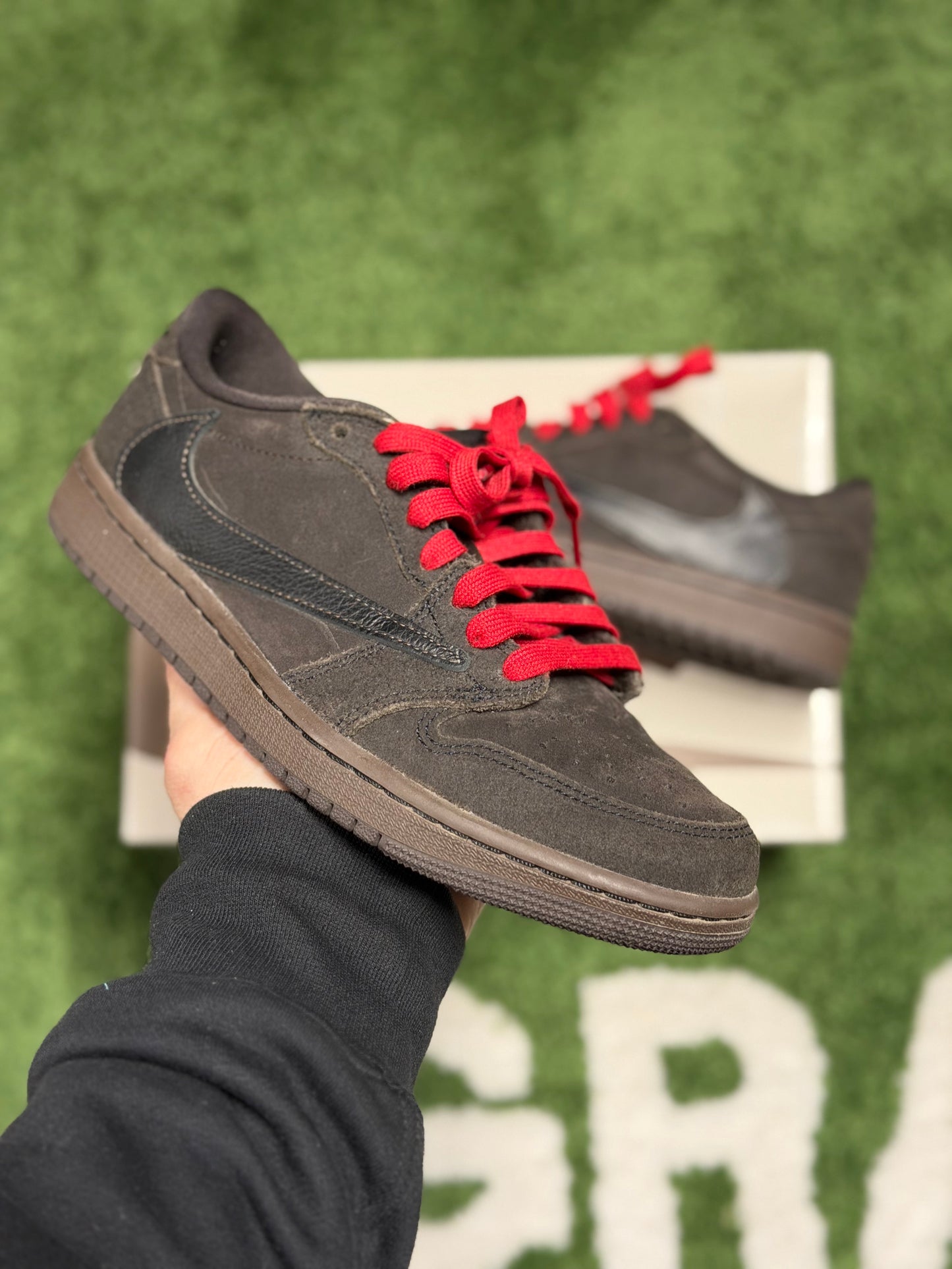 Jordan 1 Retro Low OG SP Travis Scott Velvet Brown