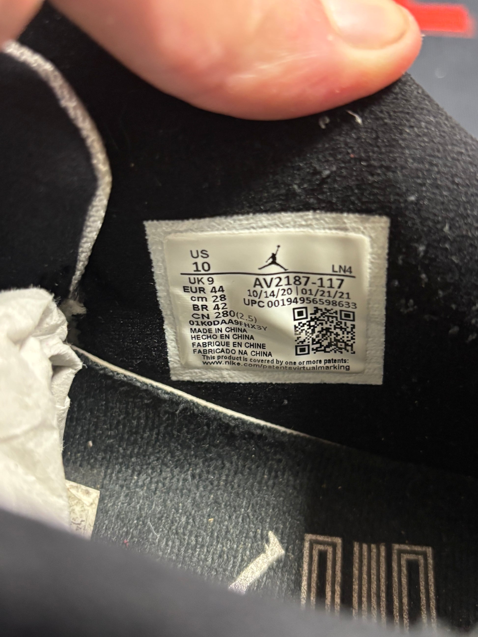 Jordan 11 Retro Low Legend Blue