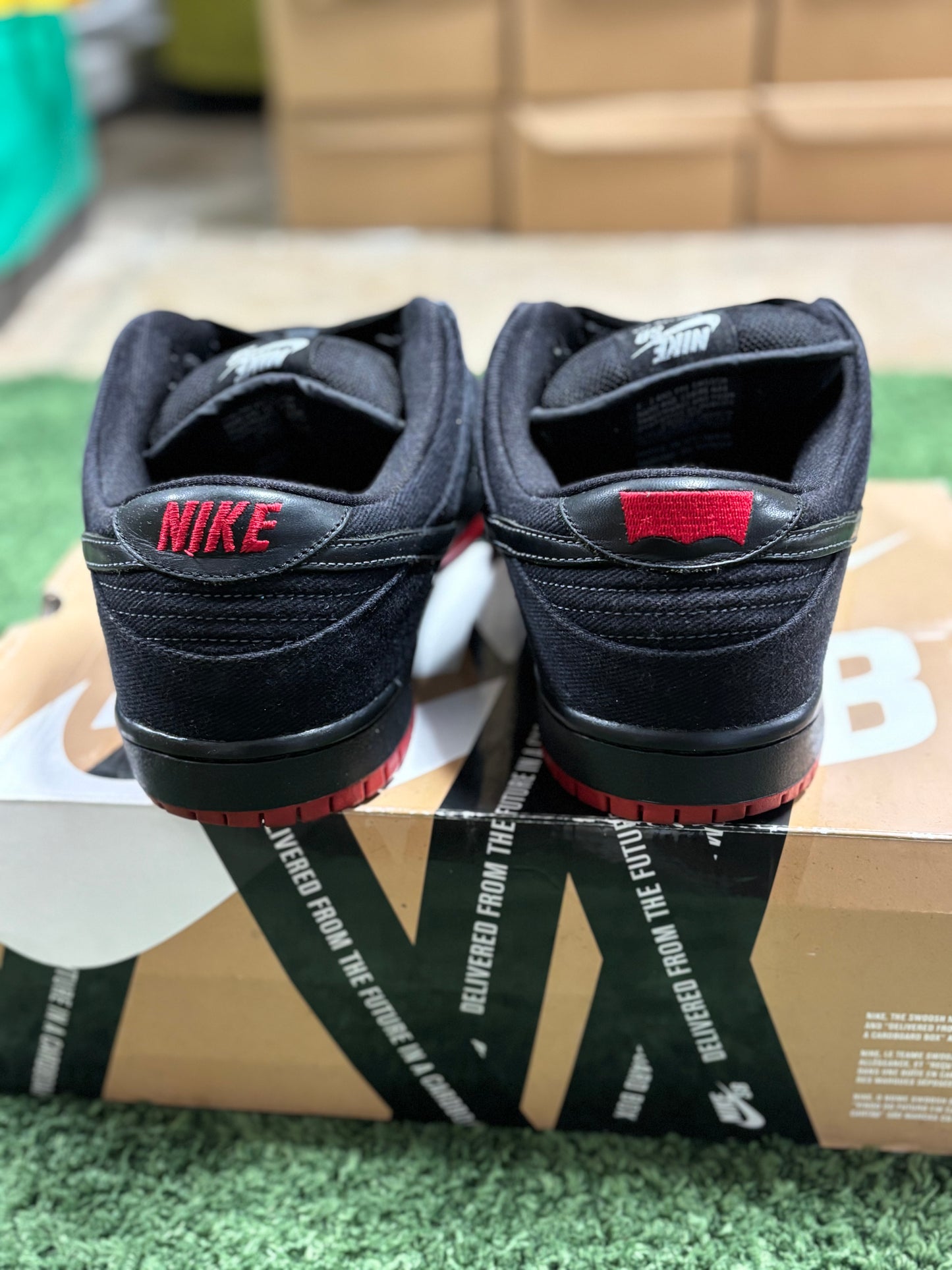 Nike SB Dunk Low Levis Black Denim